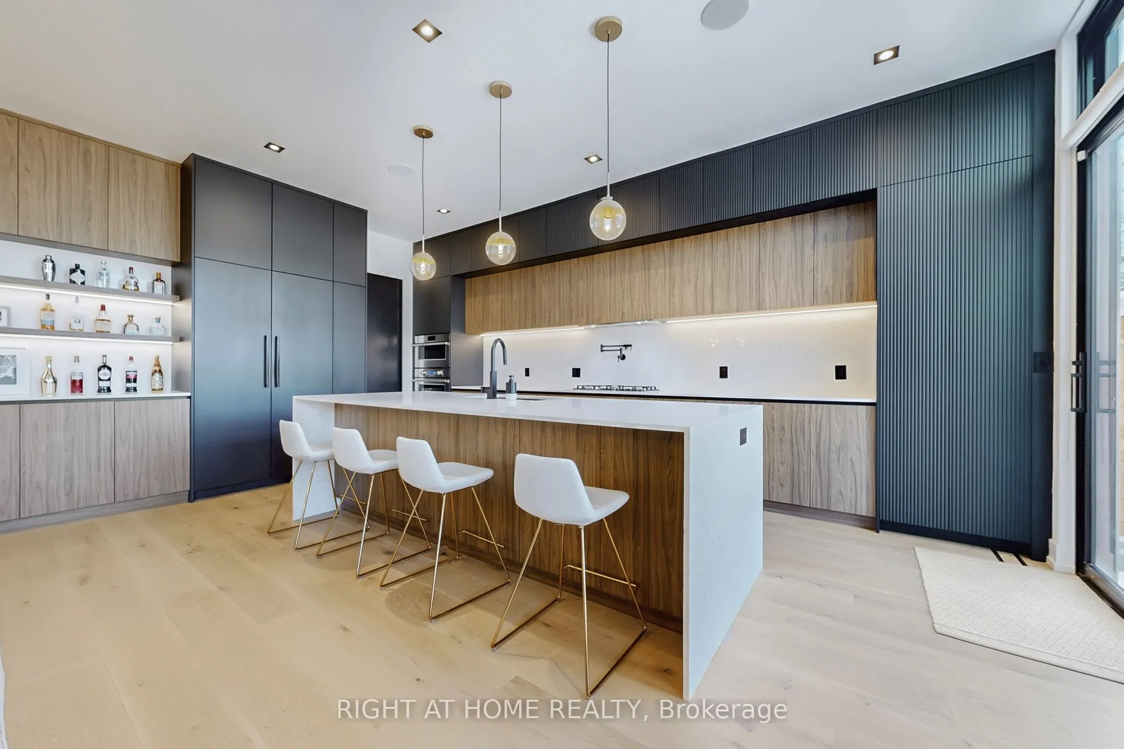 845 7th Street