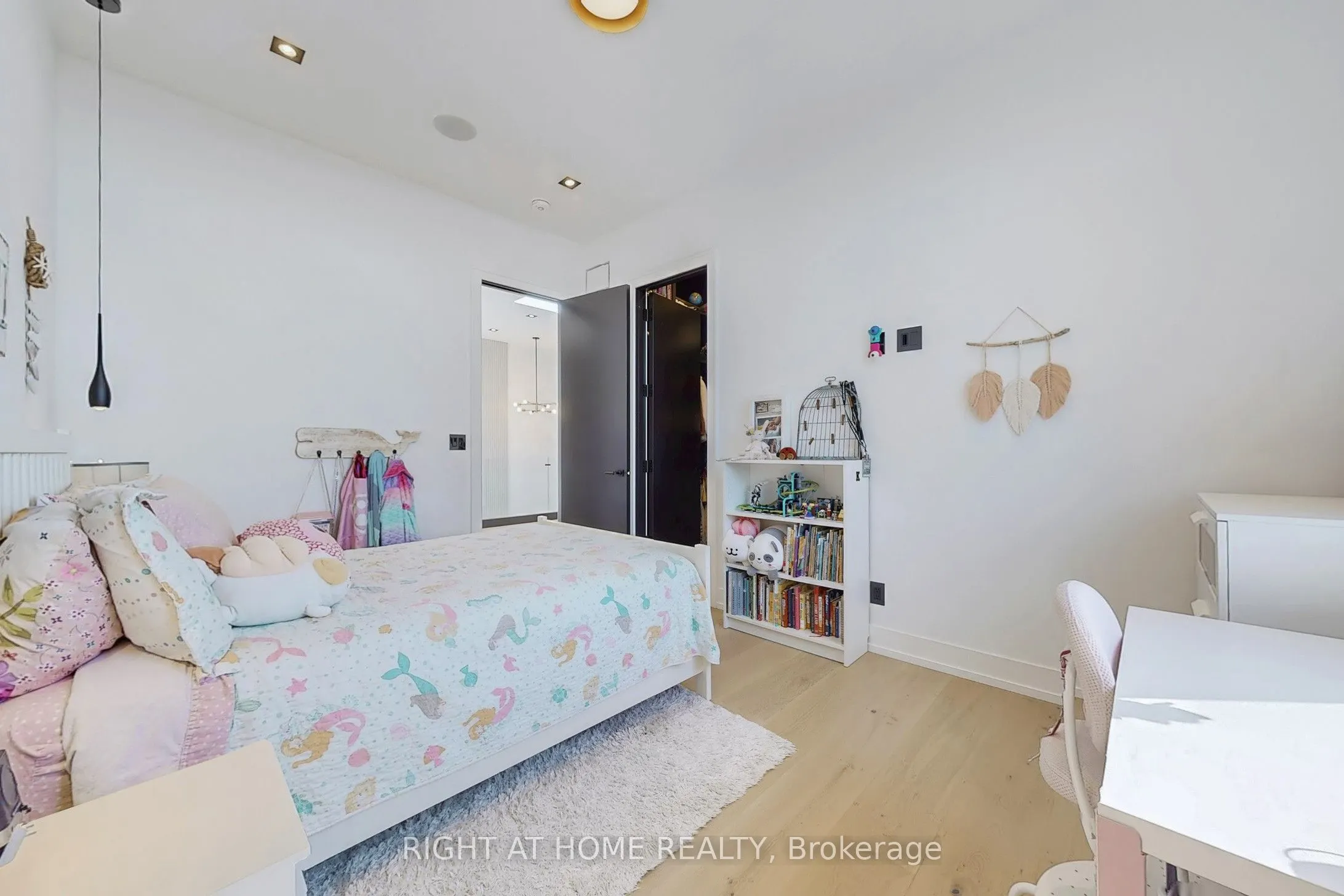 845 7th Street