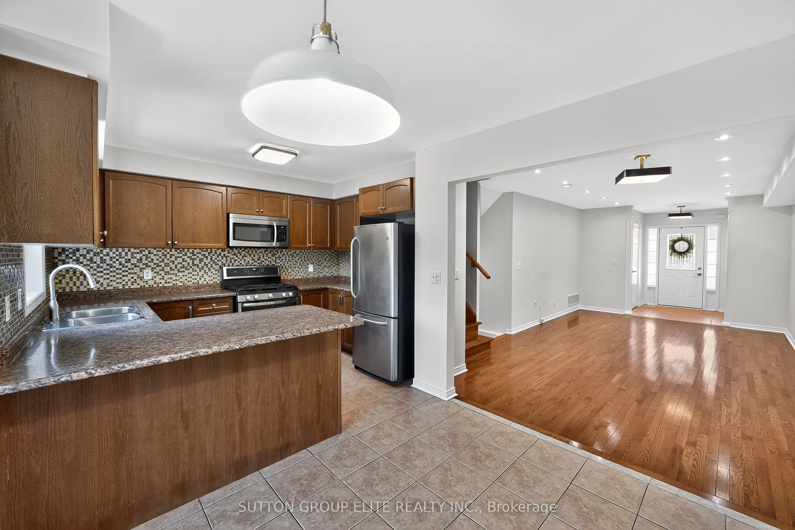 357 Bussel Crescent