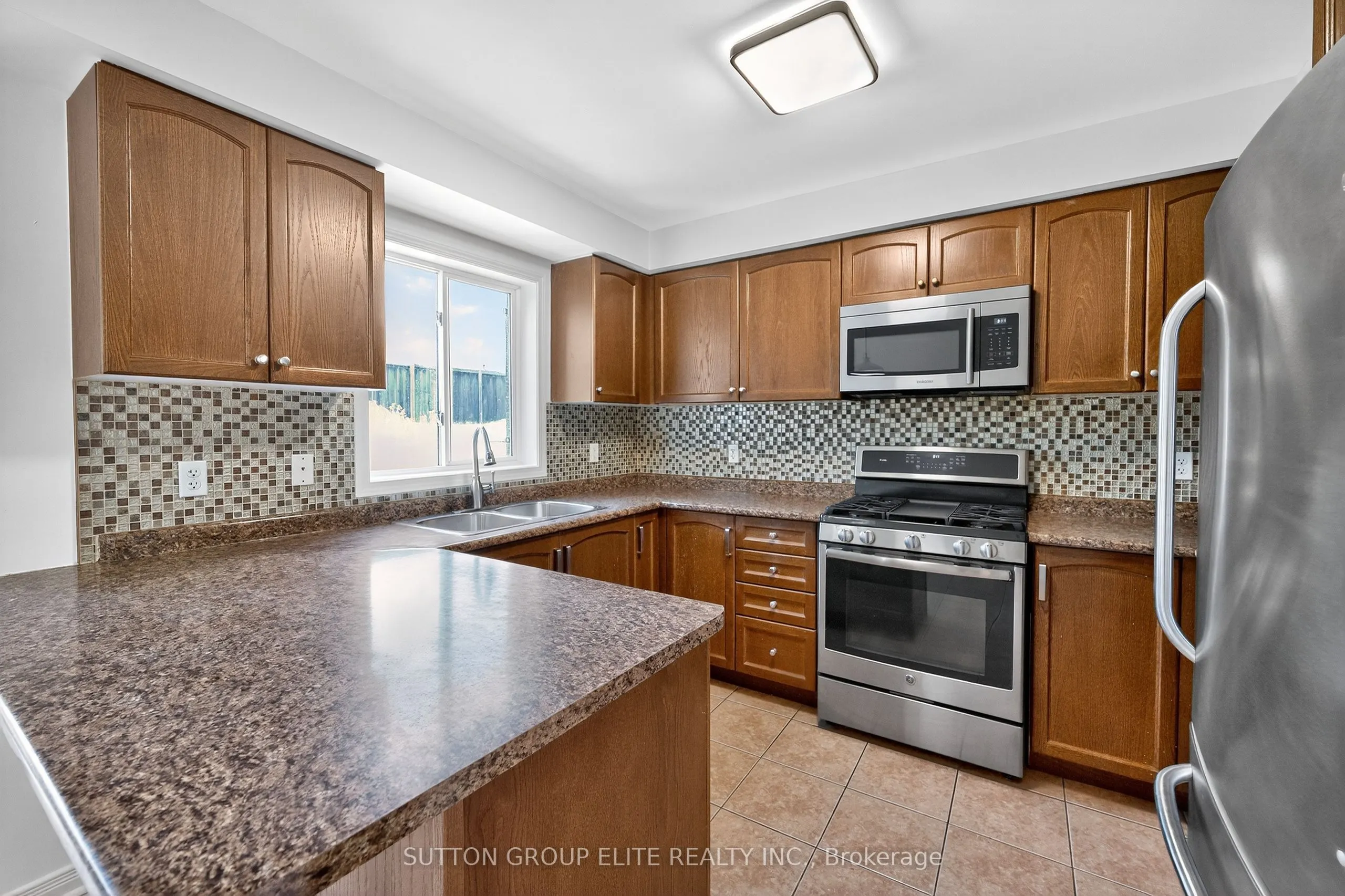 357 Bussel Crescent