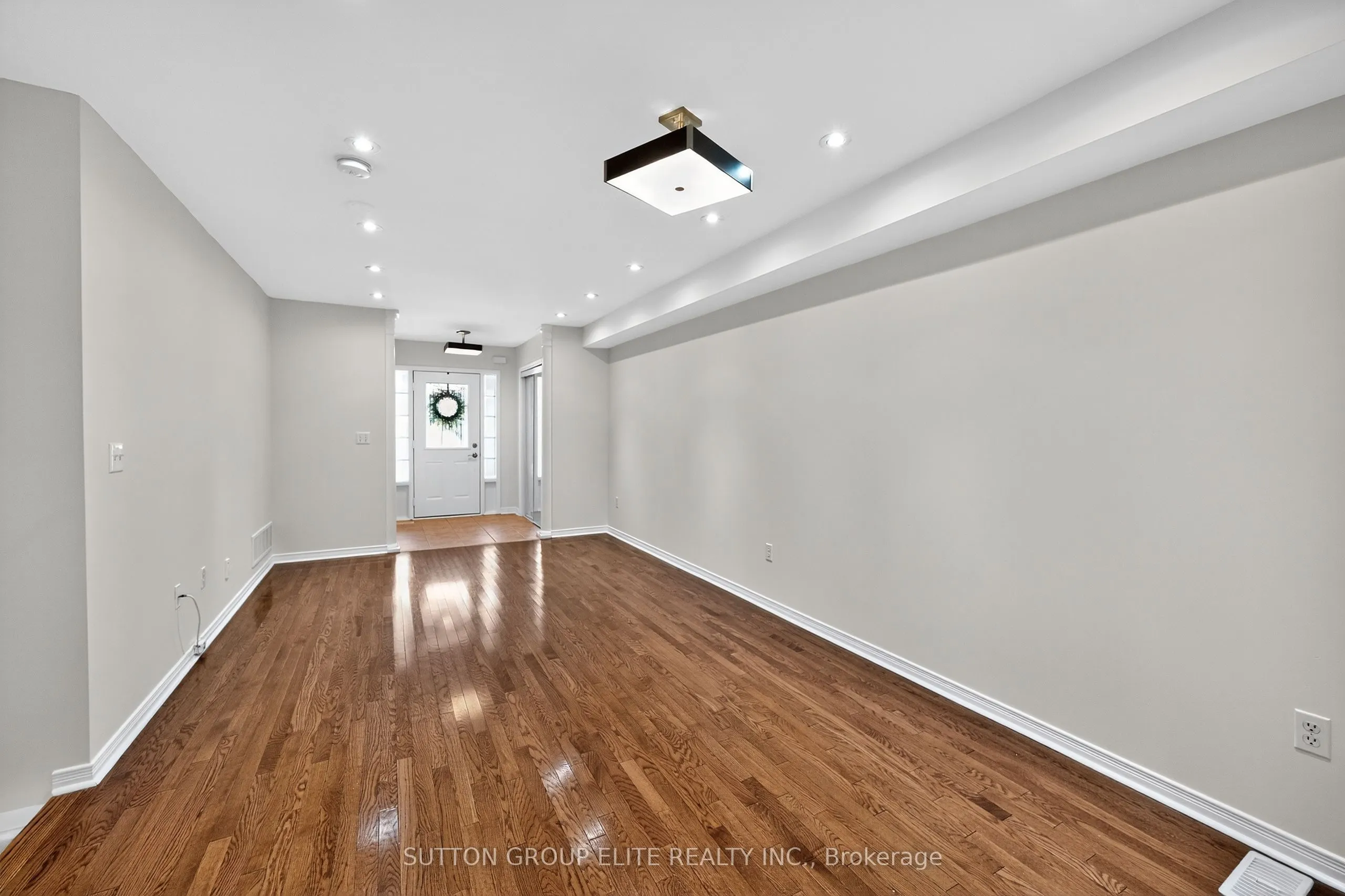 357 Bussel Crescent
