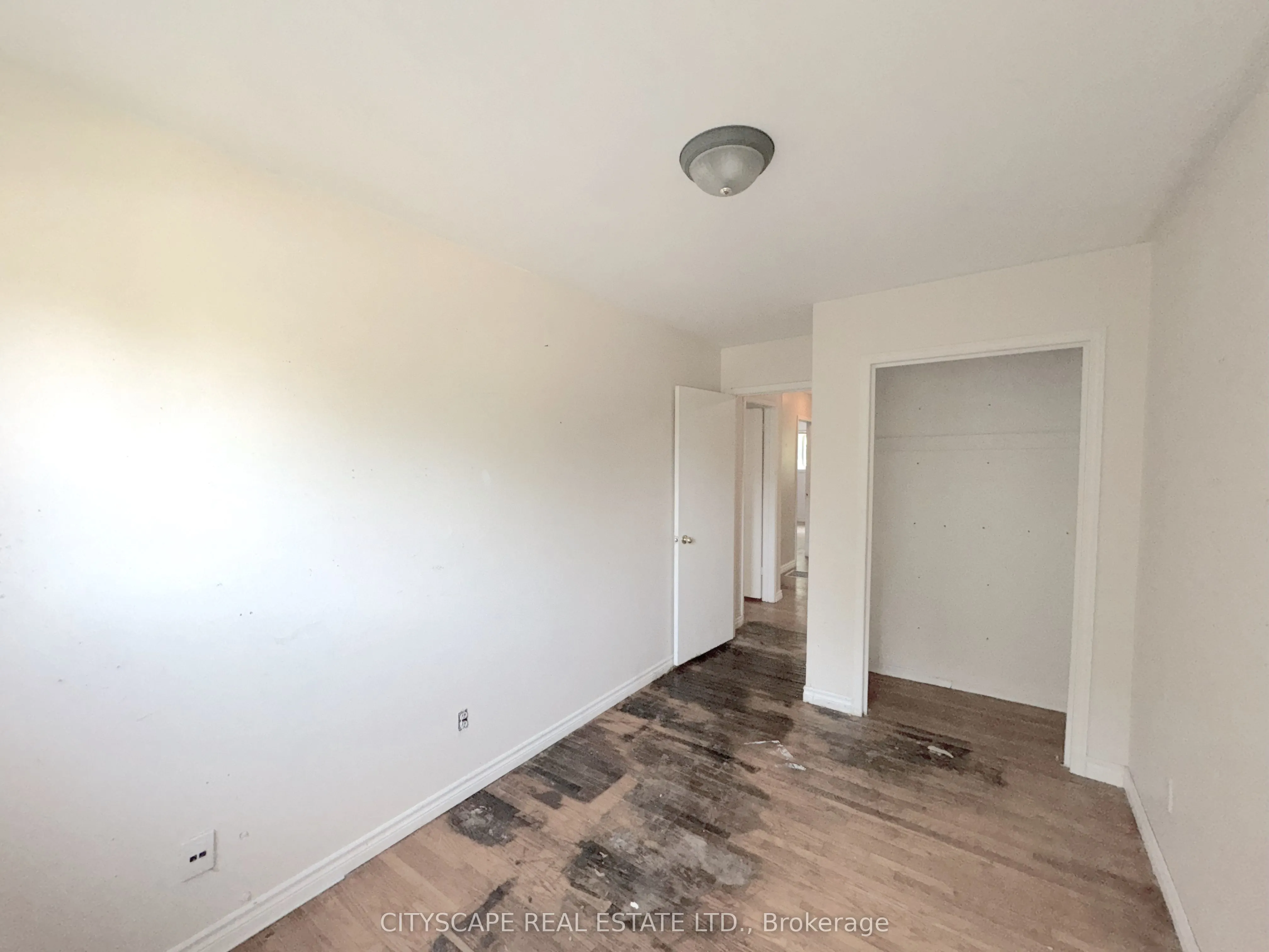 2368 Gareth Road