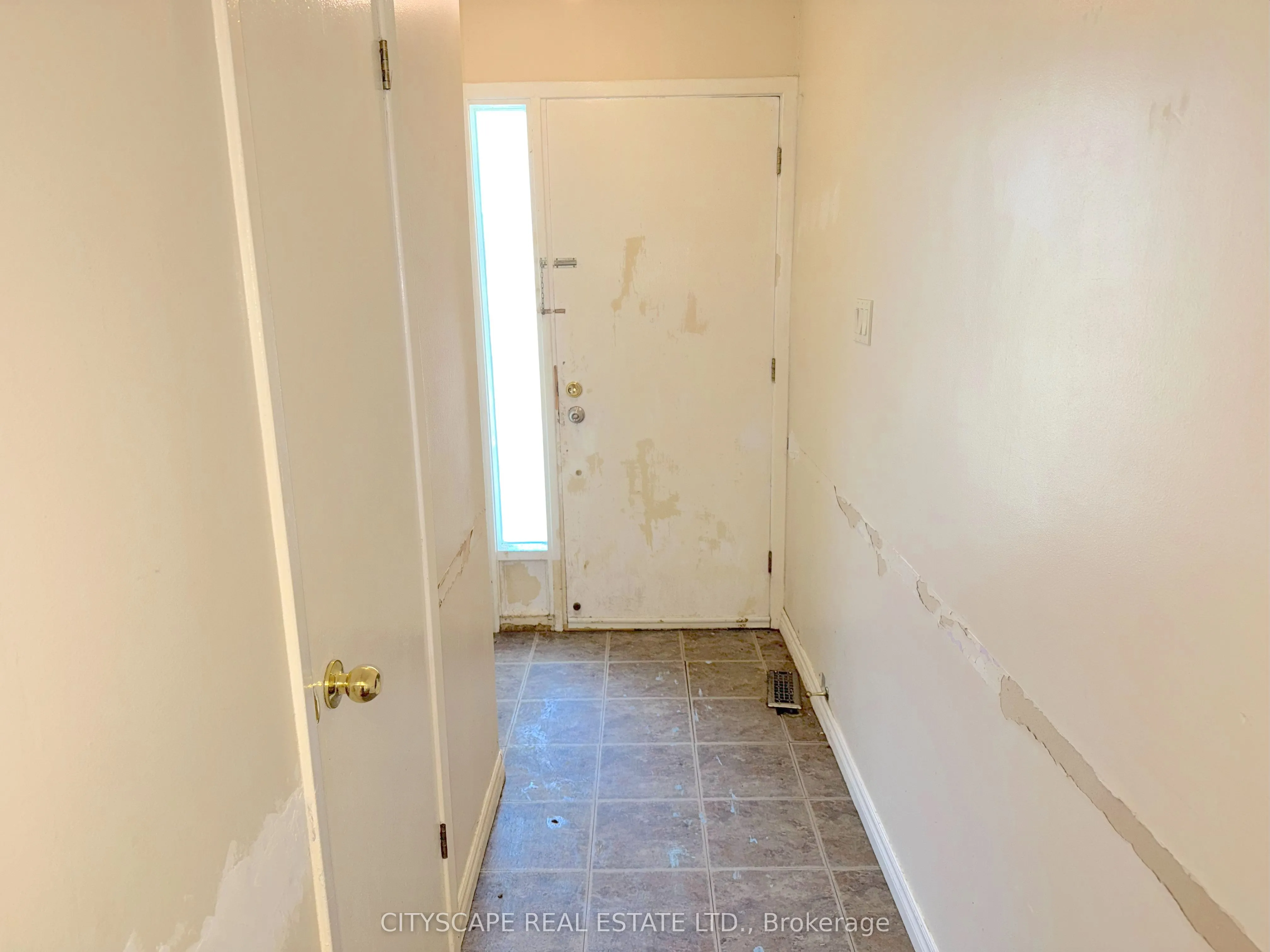 2368 Gareth Road