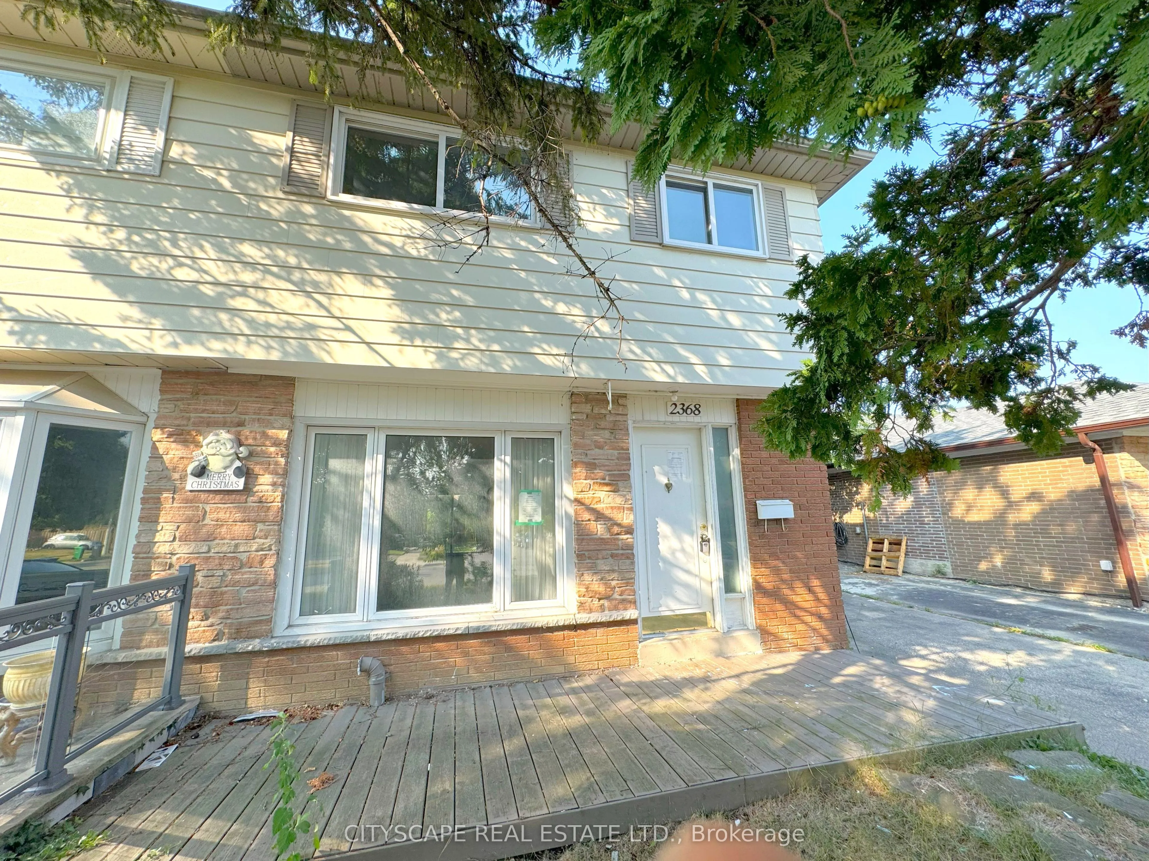 2368 Gareth Road