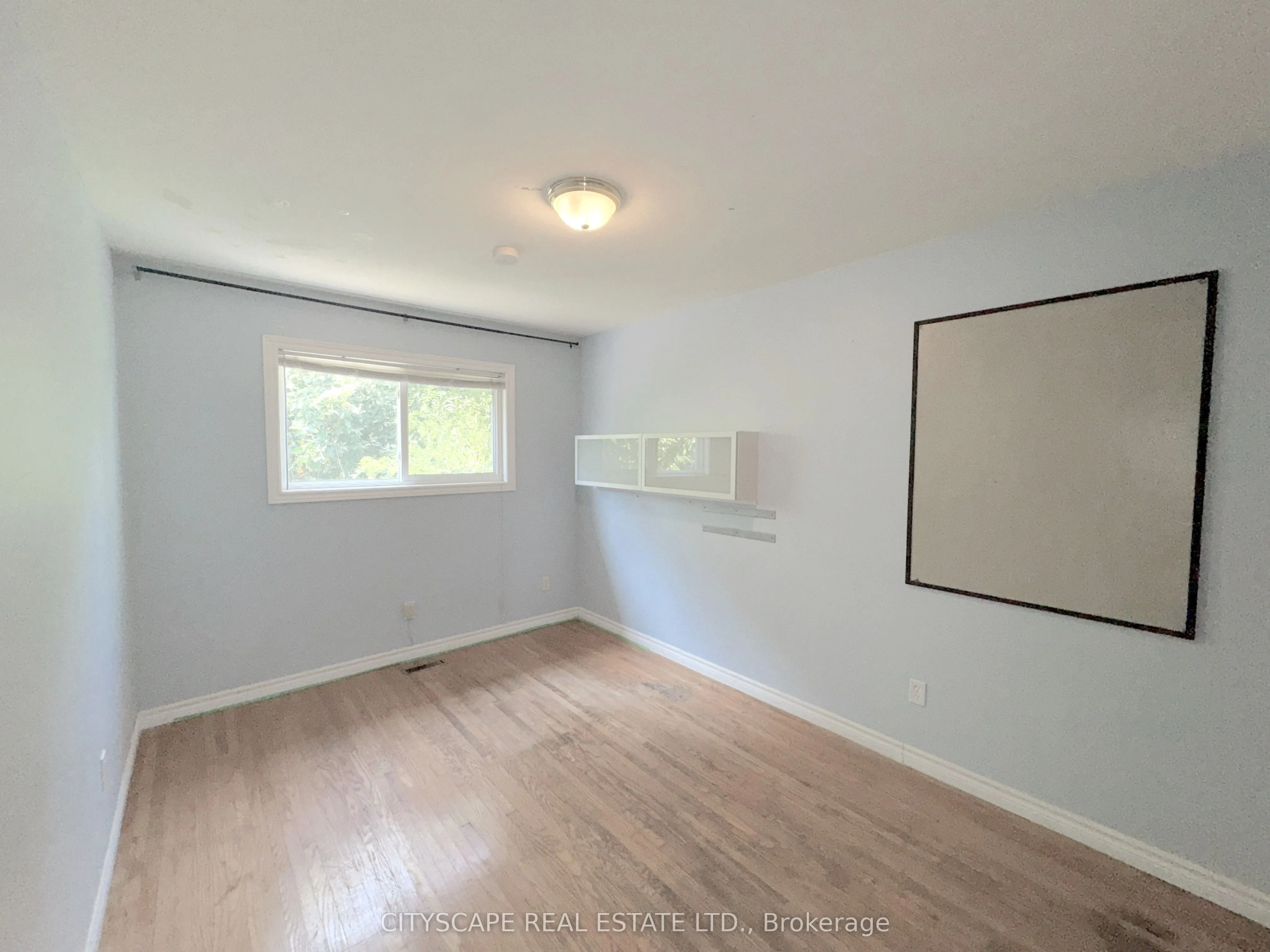 2368 Gareth Road