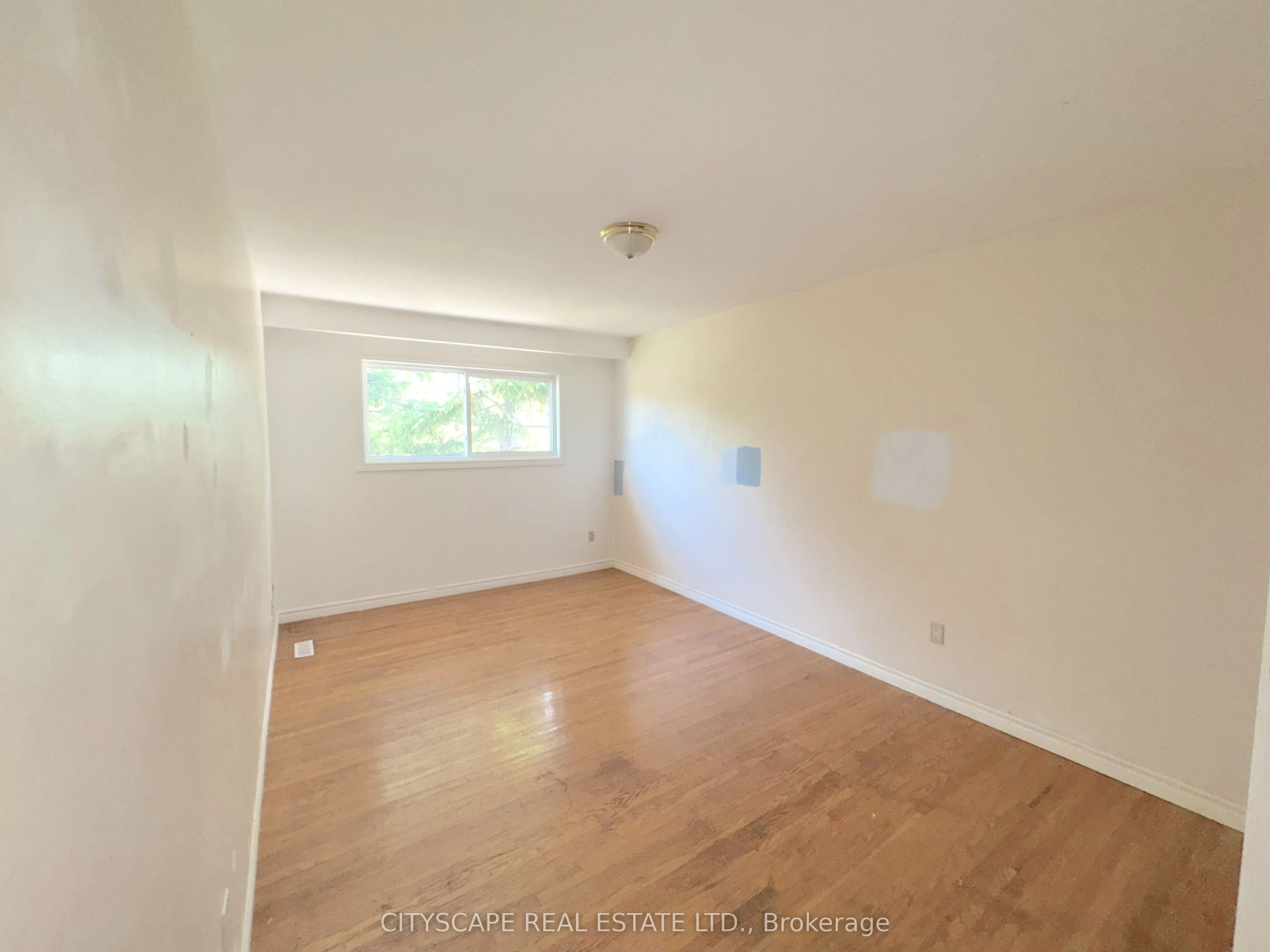 2368 Gareth Road