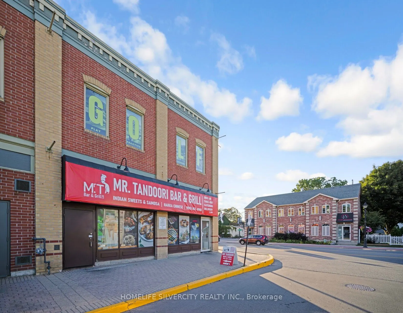 18 King Street E, #15