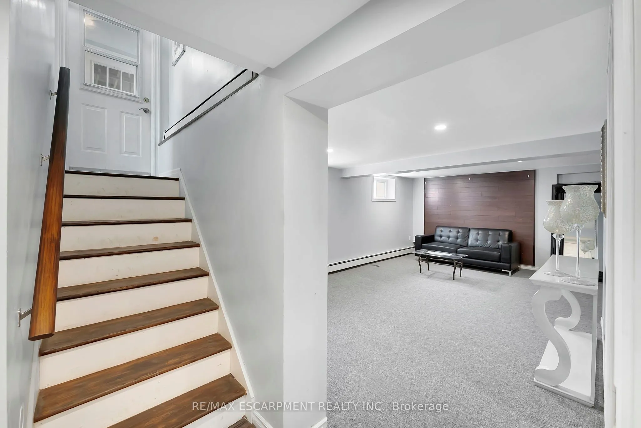 2387 Glenwood School Drive
