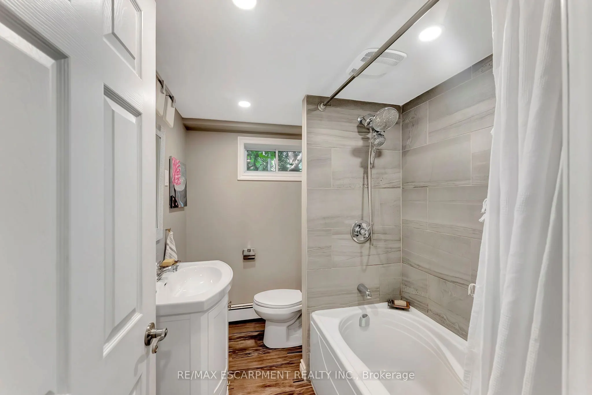 2387 Glenwood School Drive