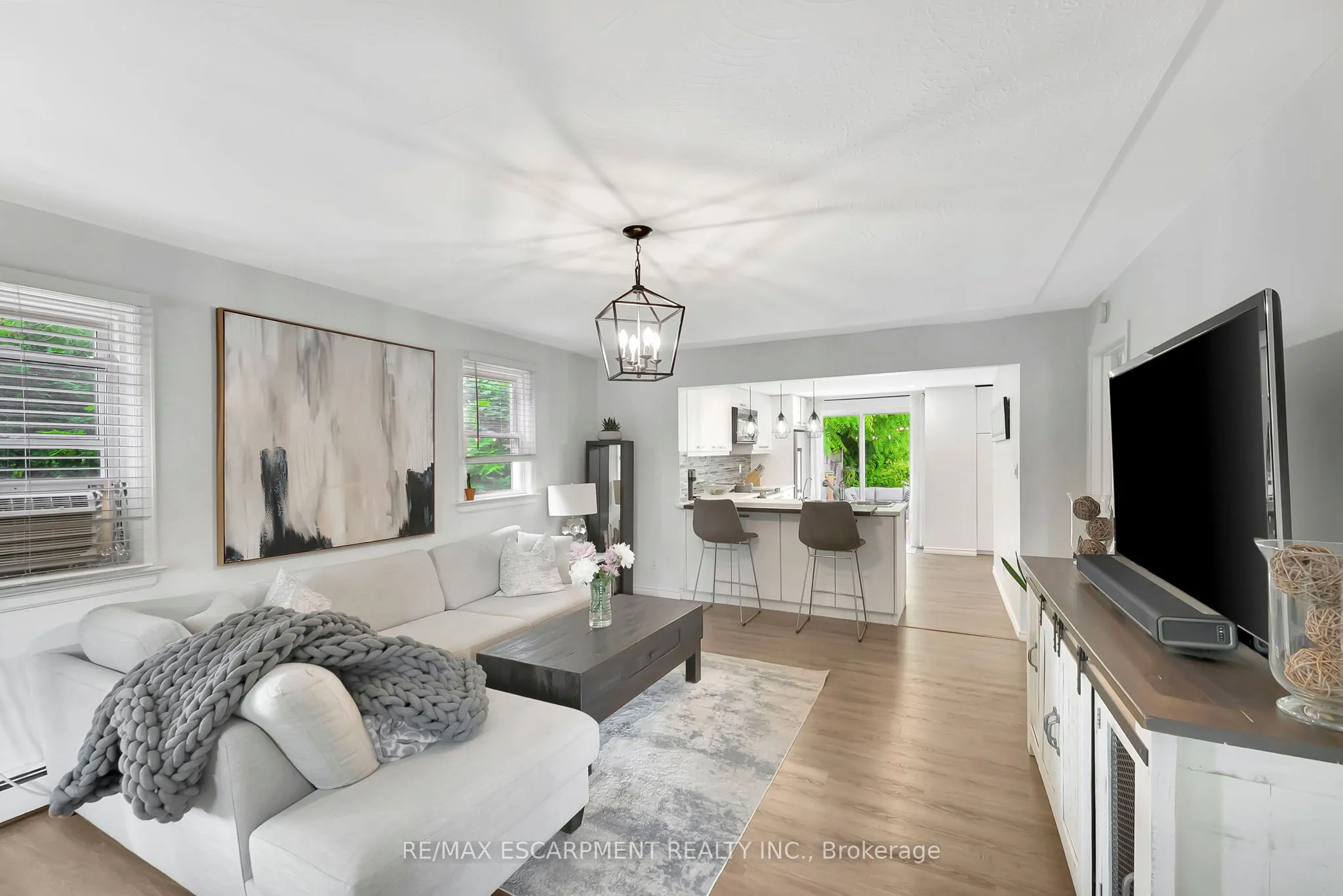 2387 Glenwood School Drive
