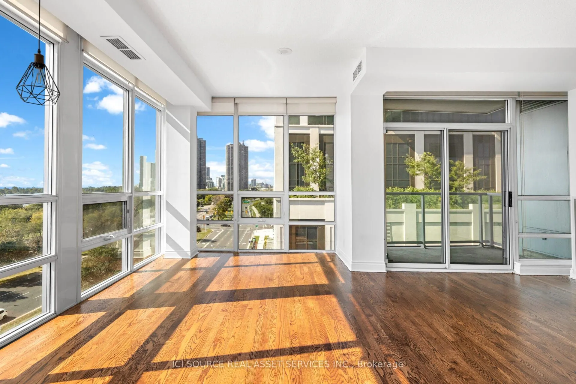 1910 Lake Shore Boulevard W, #708