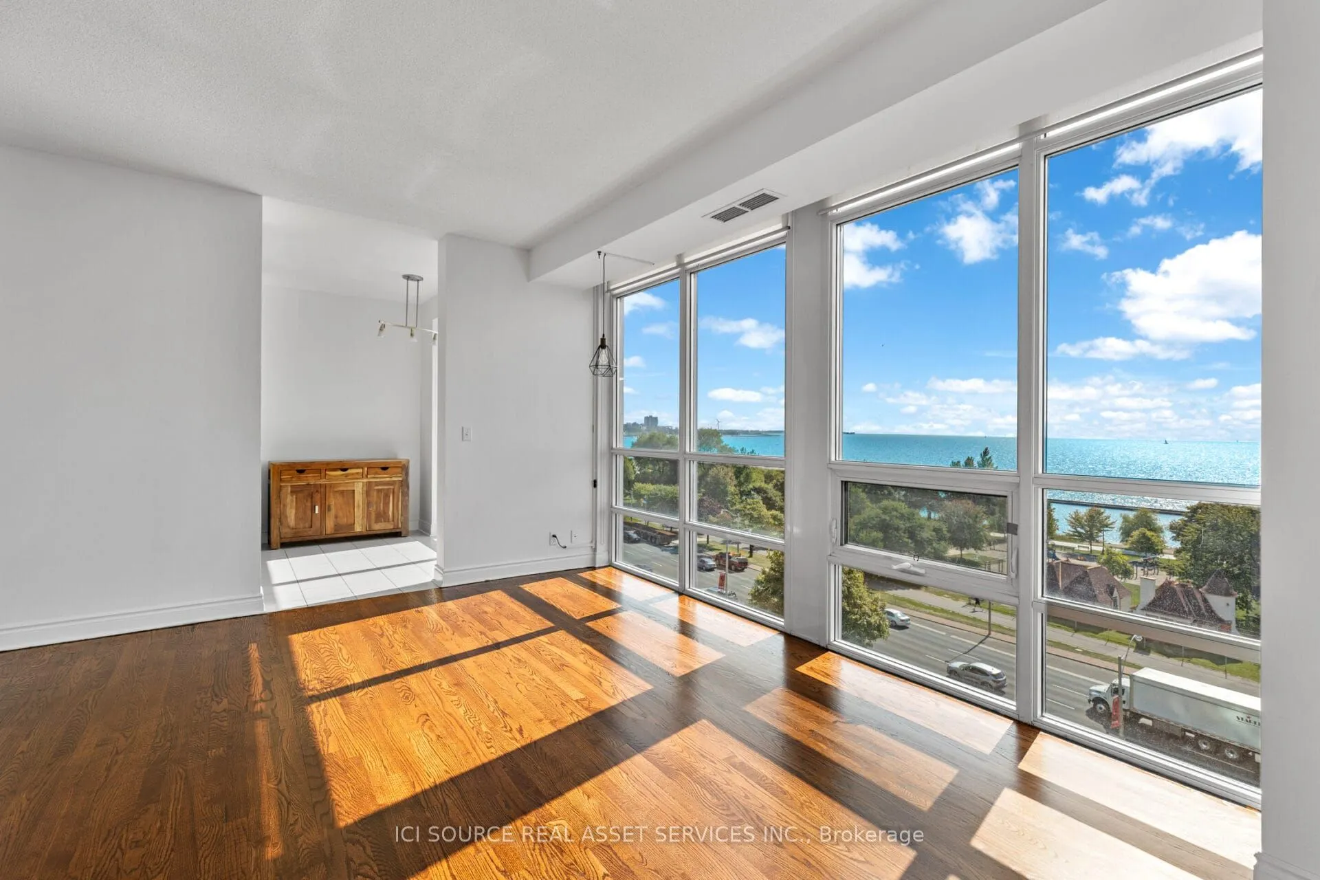 1910 Lake Shore Boulevard W, #708