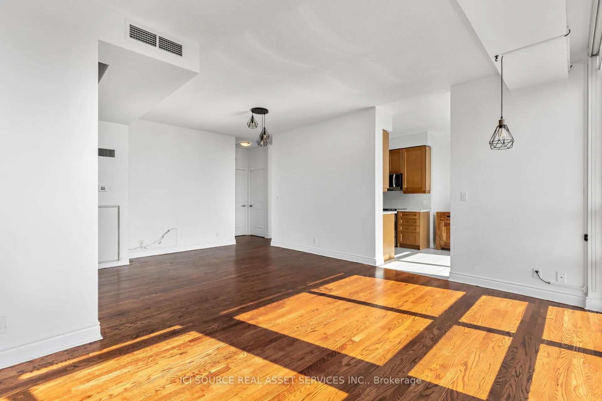 1910 Lake Shore Boulevard W, #708
