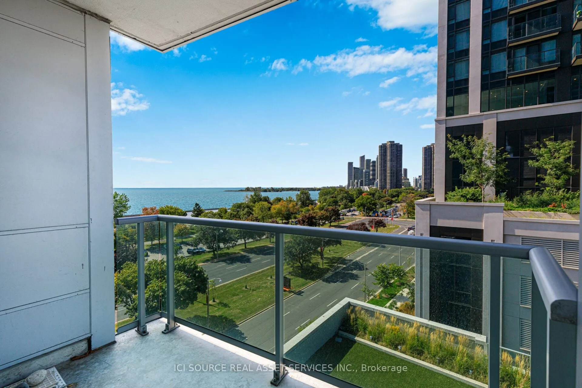 1910 Lake Shore Boulevard W, #708