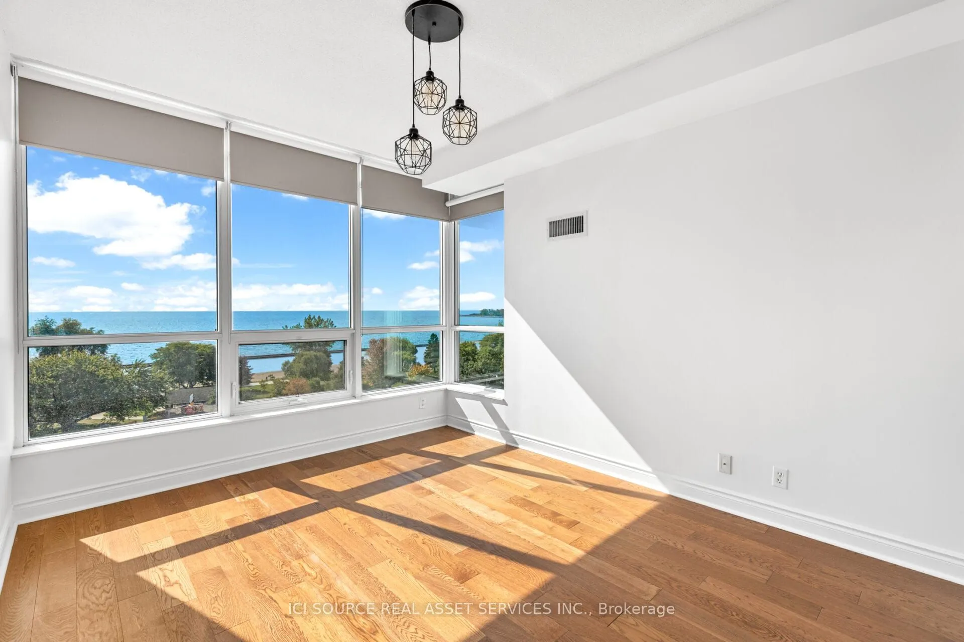 1910 Lake Shore Boulevard W, #708