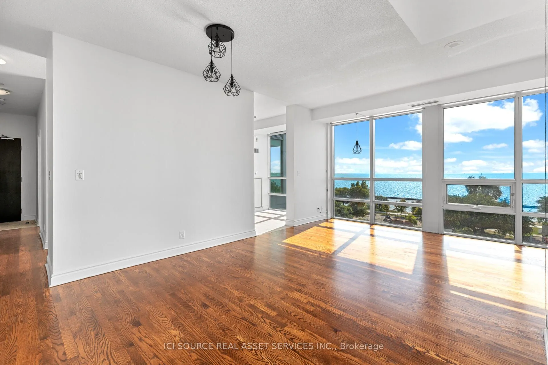 1910 Lake Shore Boulevard W, #708