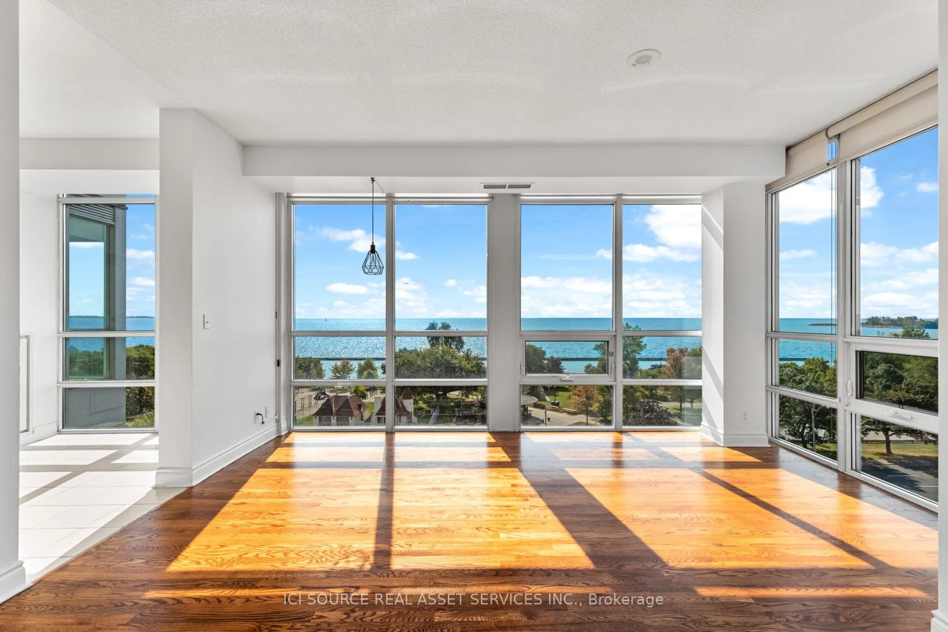 1910 Lake Shore Boulevard W, #708