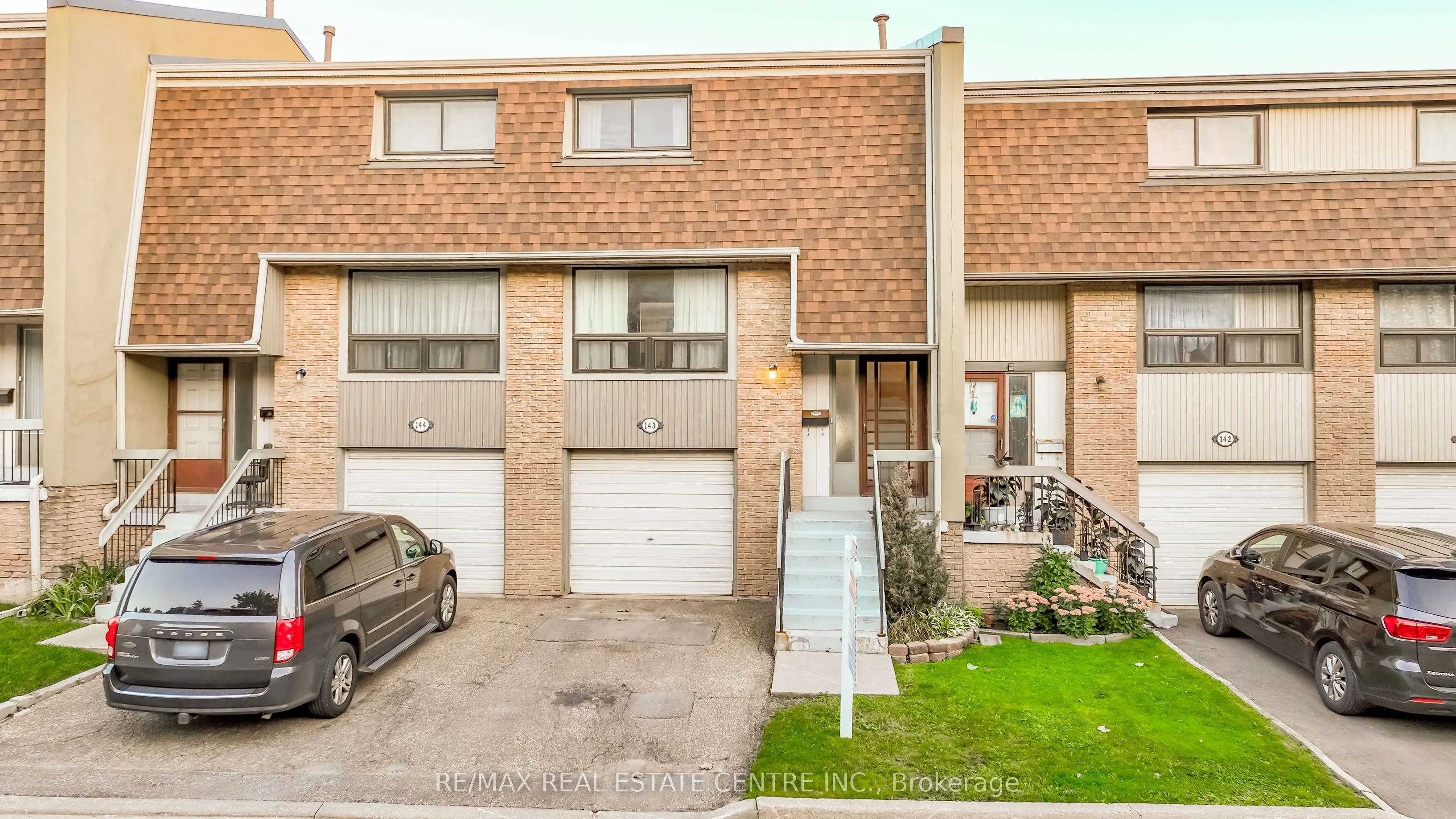 143 Ashton Crescent, #143