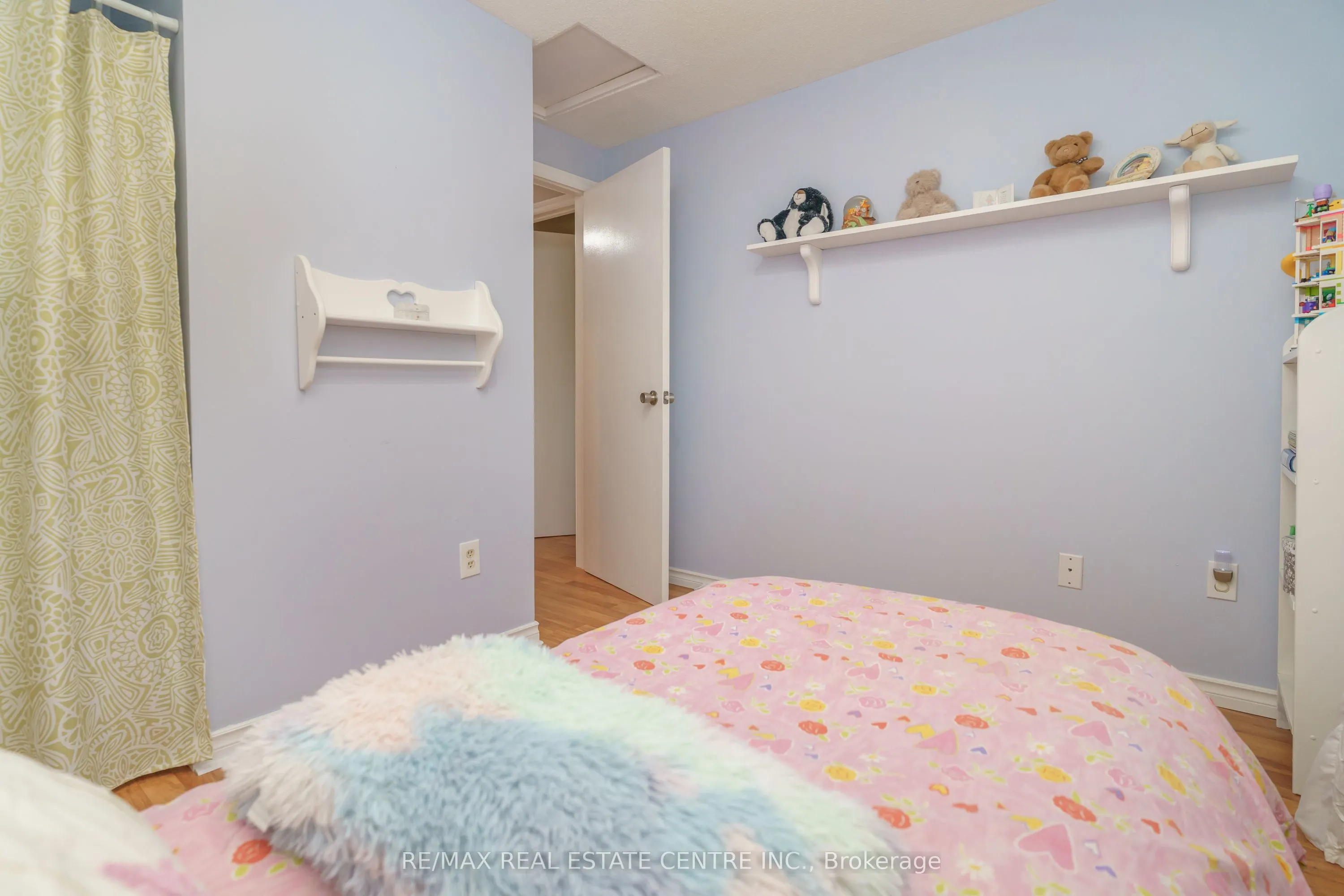 143 Ashton Crescent, #143