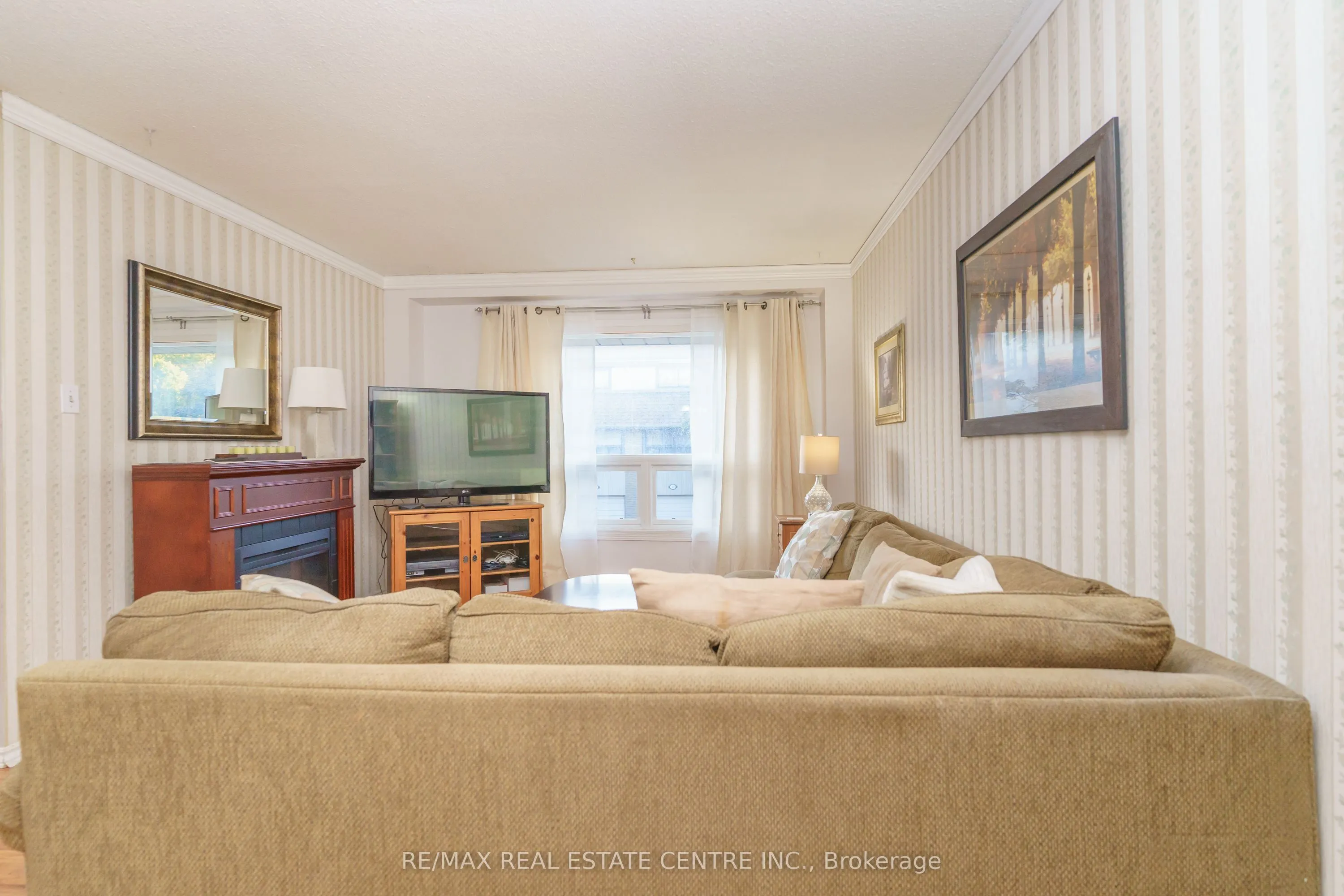 143 Ashton Crescent, #143