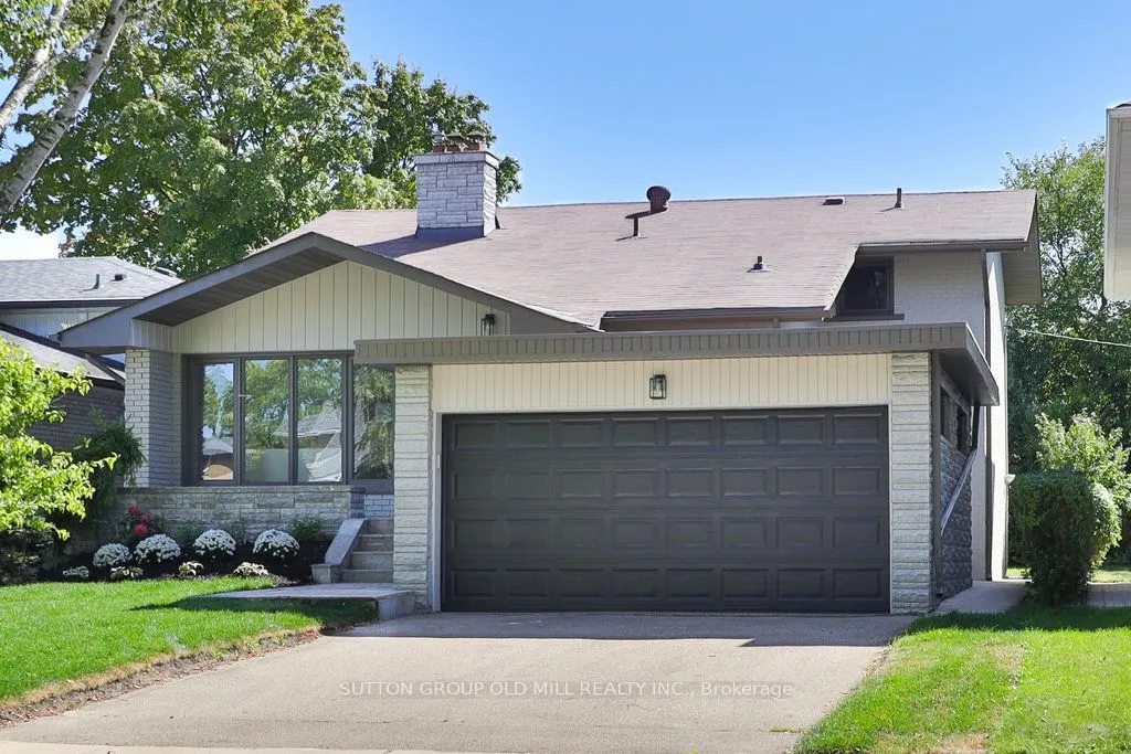36 Laurelwood Crescent