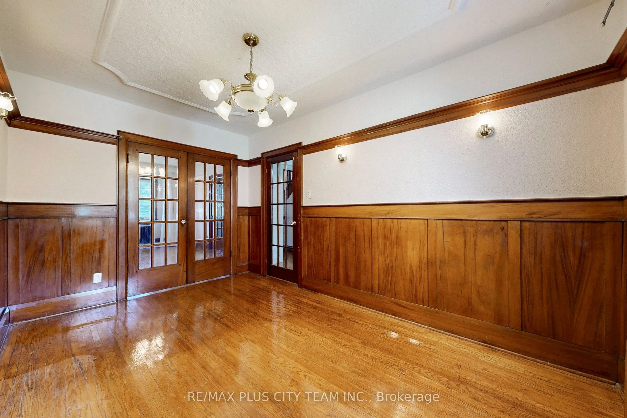 180 Pendrith Street