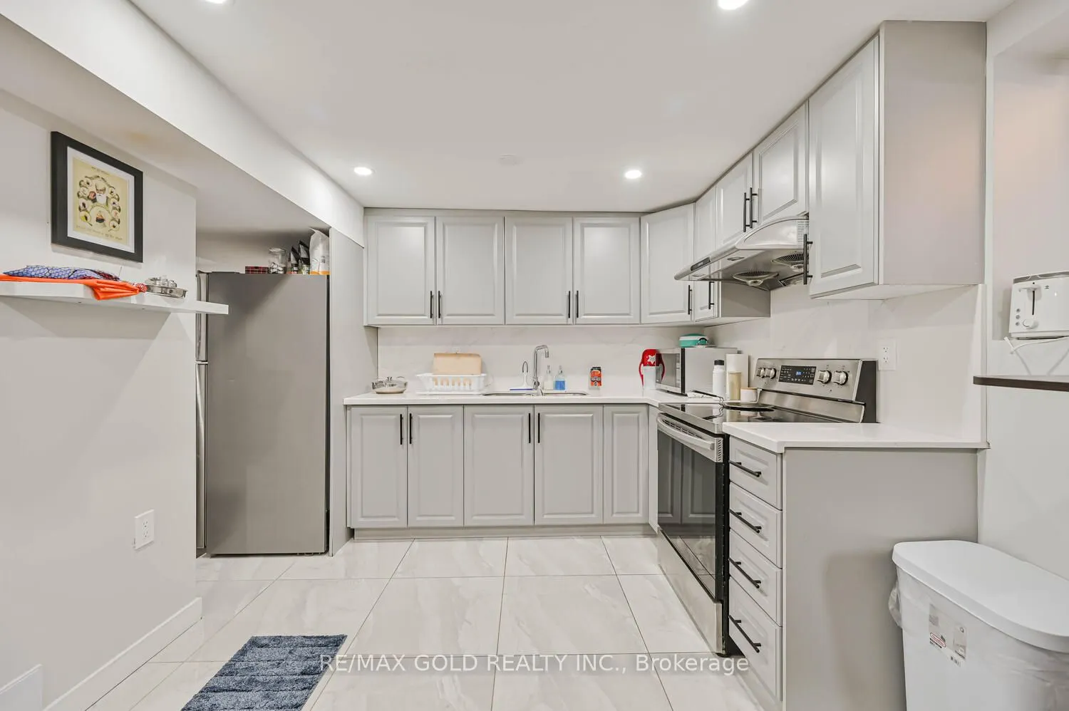 4 Silverstream Road