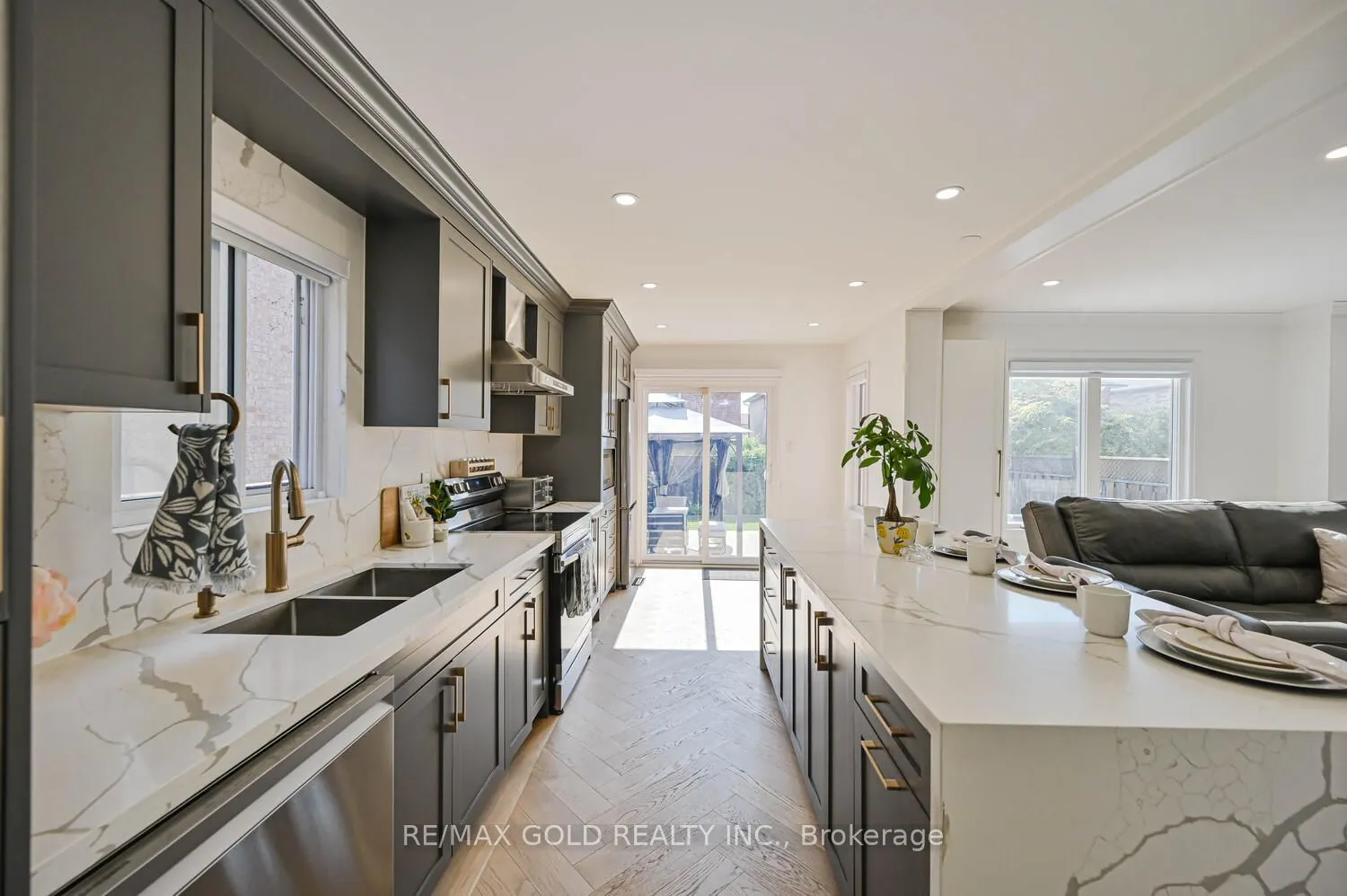 4 Silverstream Road