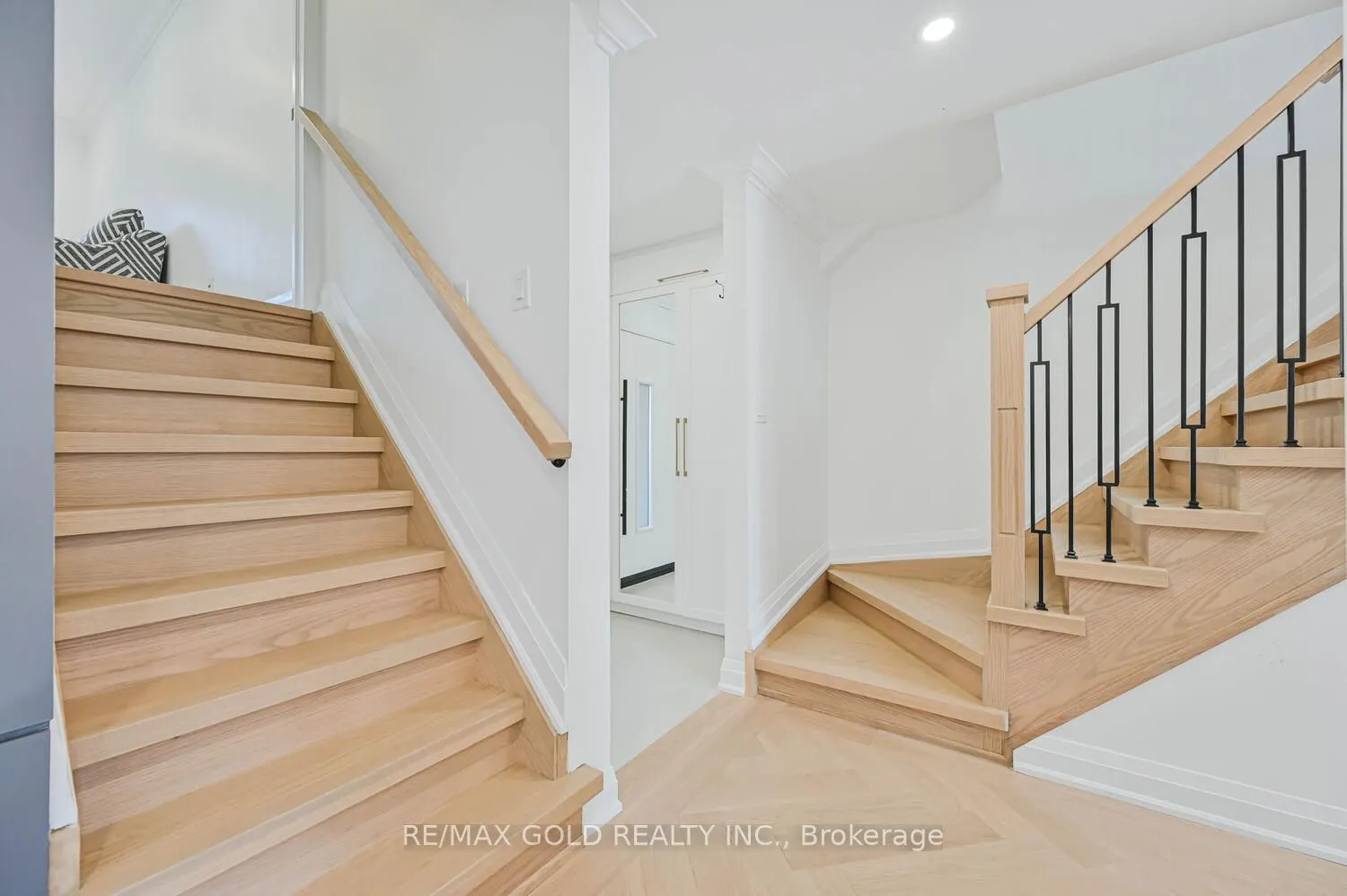 4 Silverstream Road