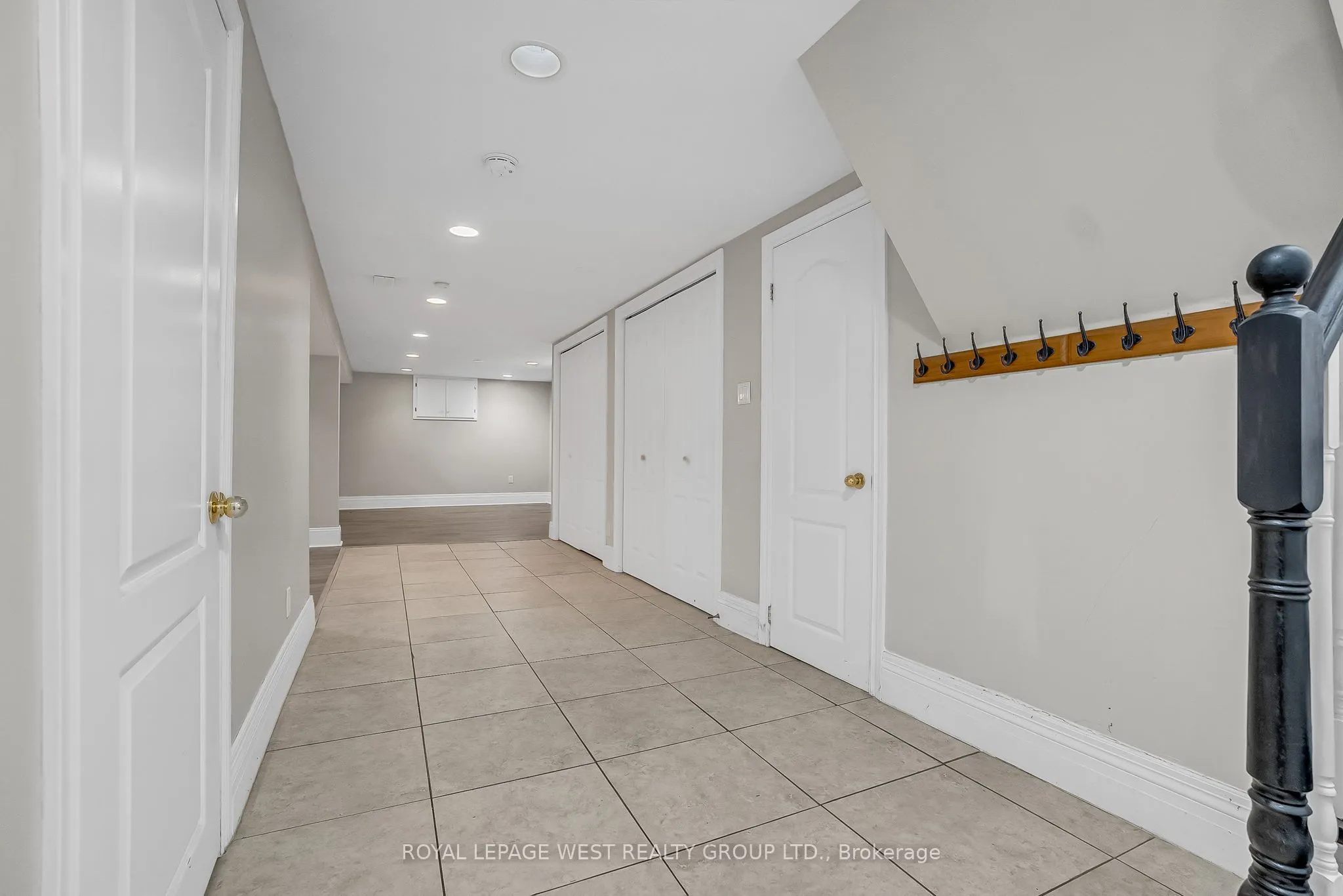 44 Westglen Crescent