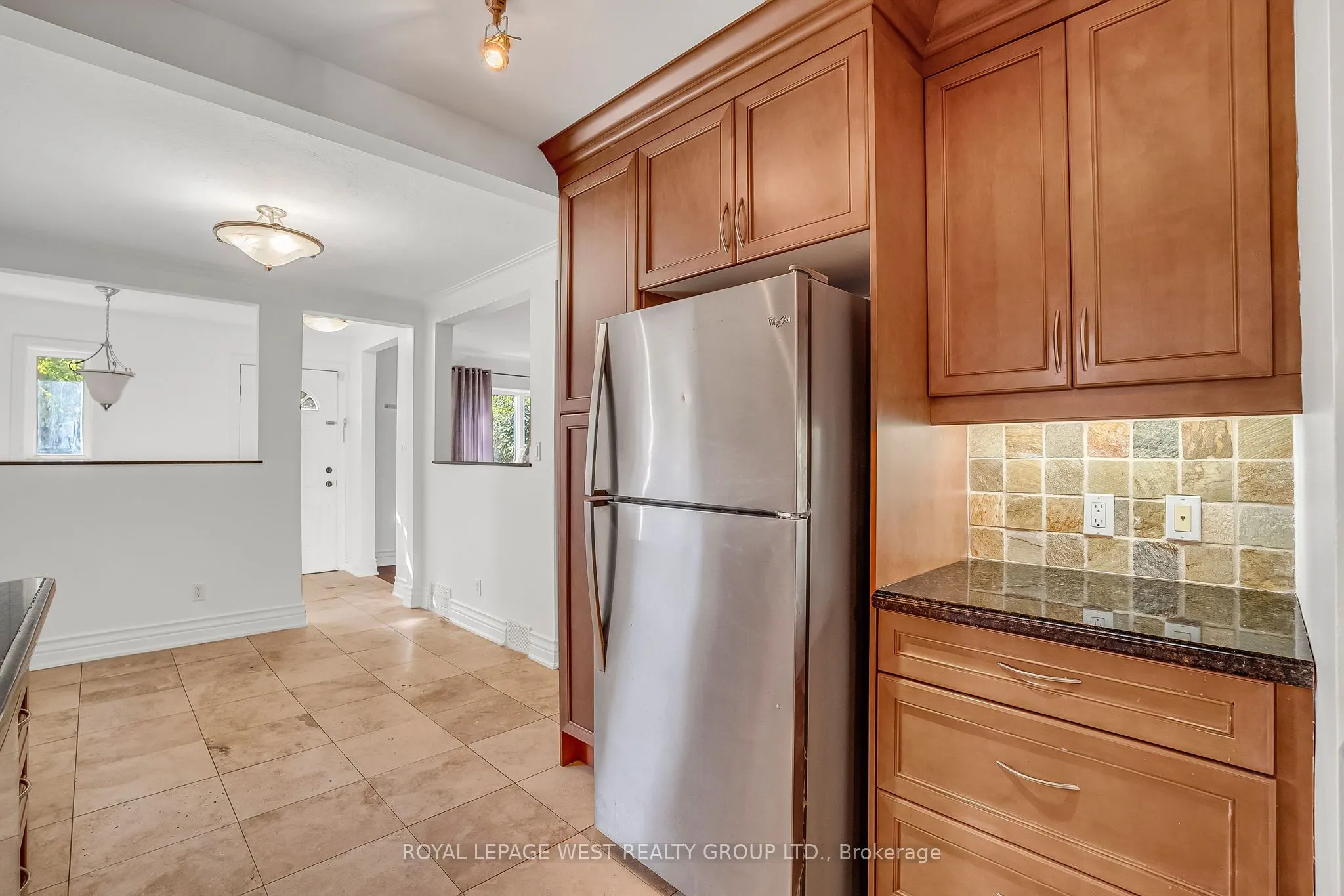 44 Westglen Crescent