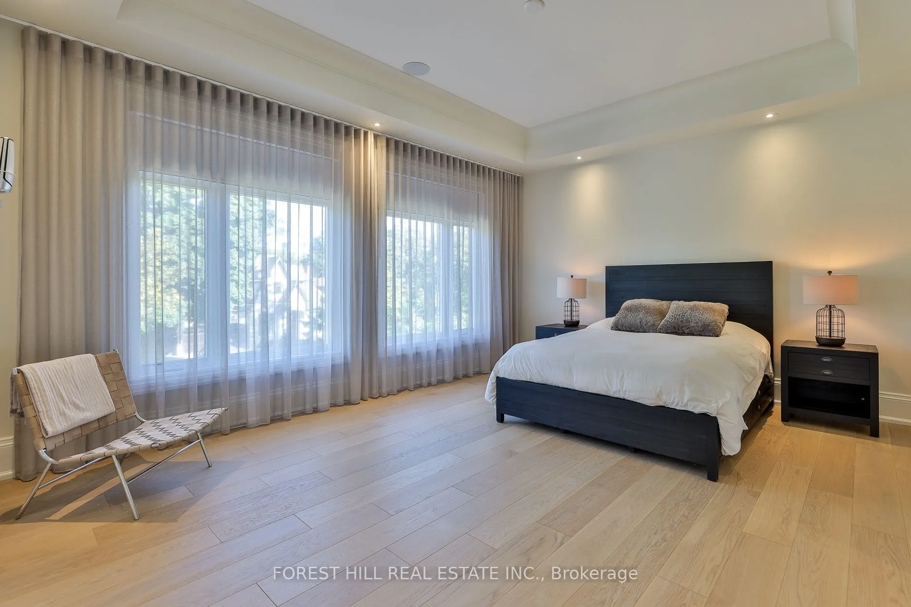 84 Botfield Avenue