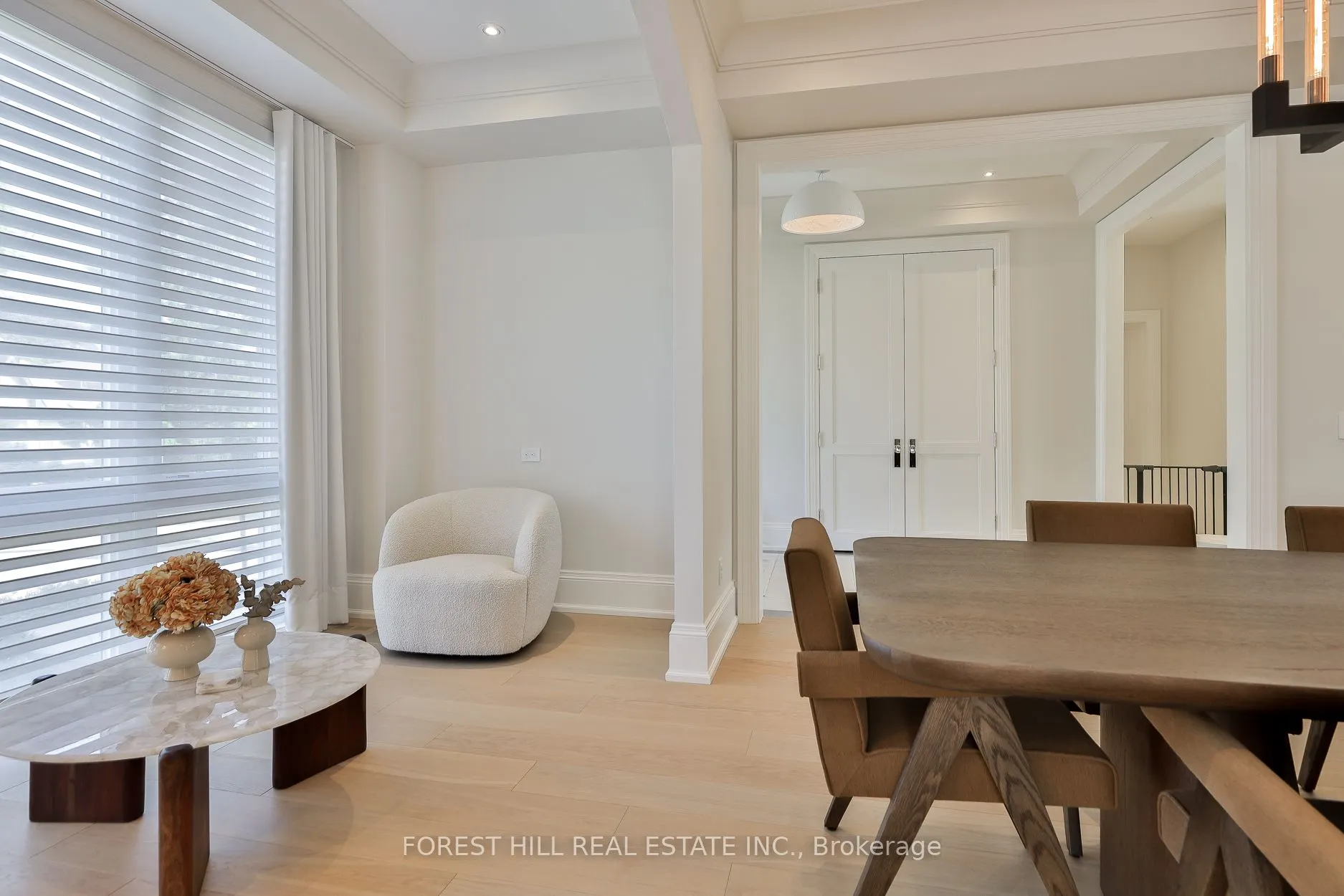 84 Botfield Avenue