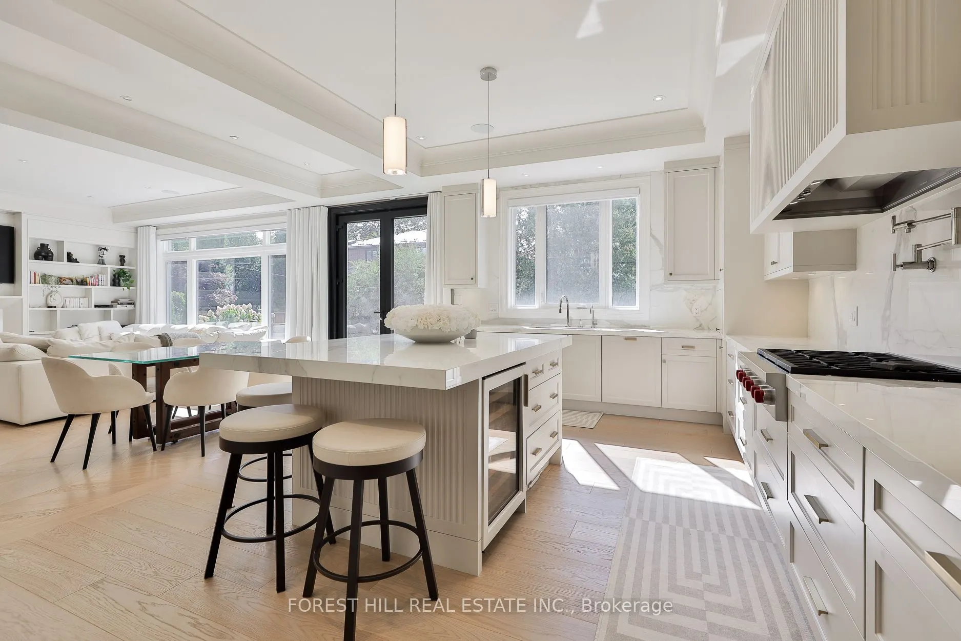 84 Botfield Avenue