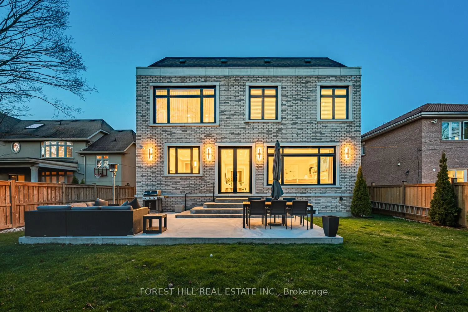 84 Botfield Avenue