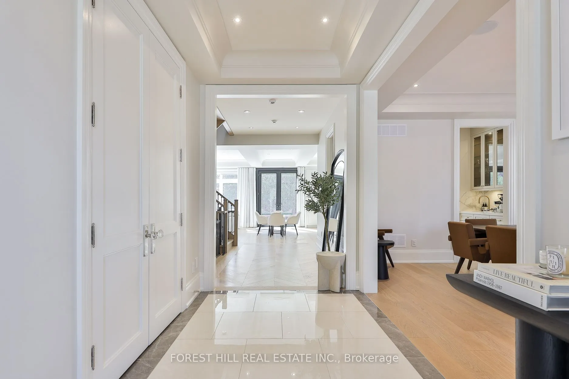 84 Botfield Avenue