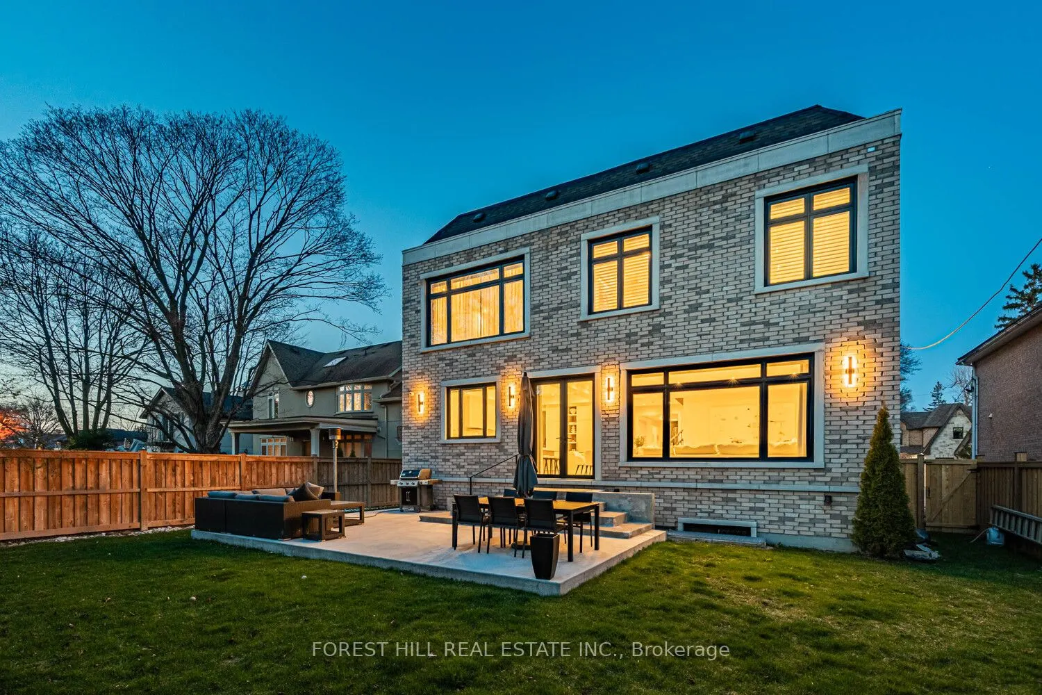 84 Botfield Avenue