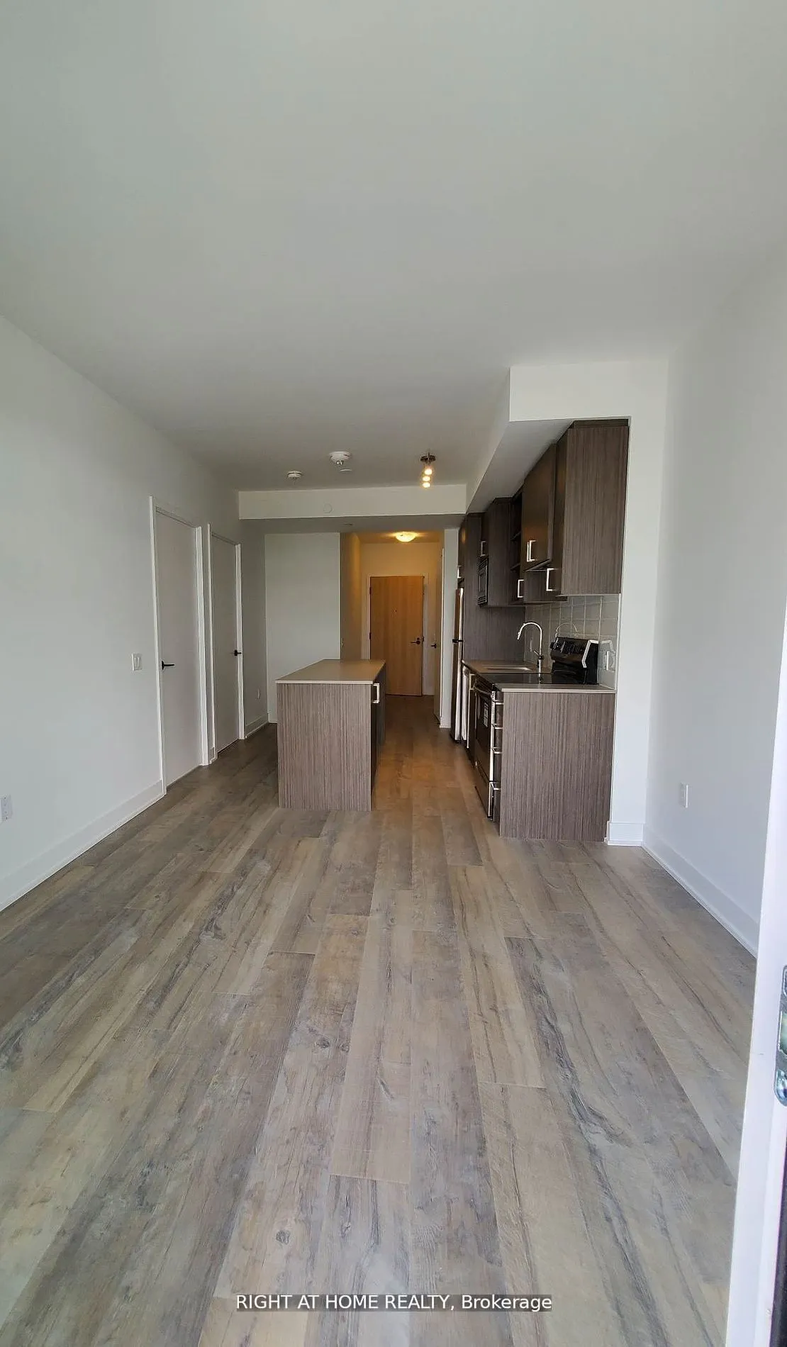 60 George Butchart Drive, #509