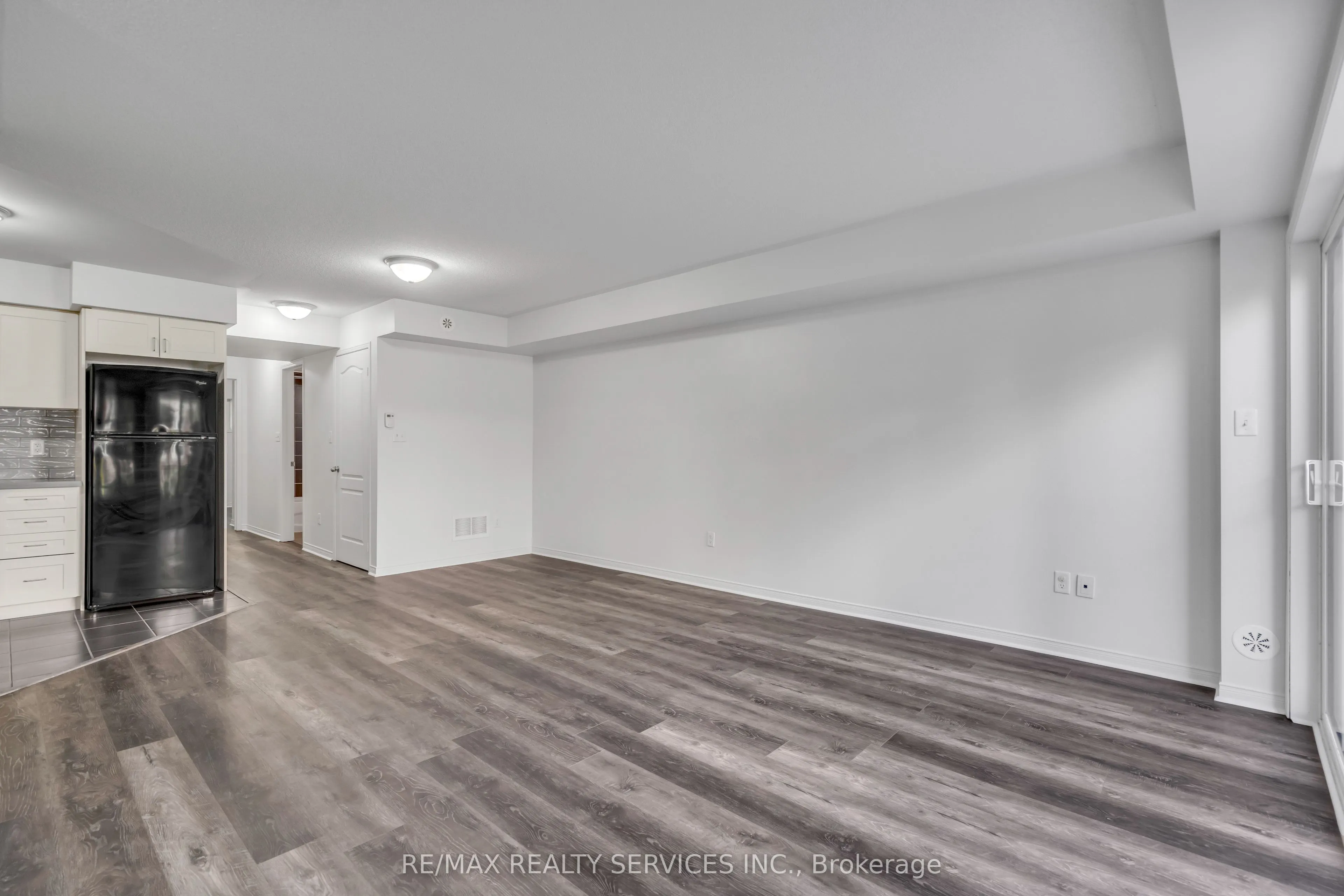 43 Hays Boulevard, #3