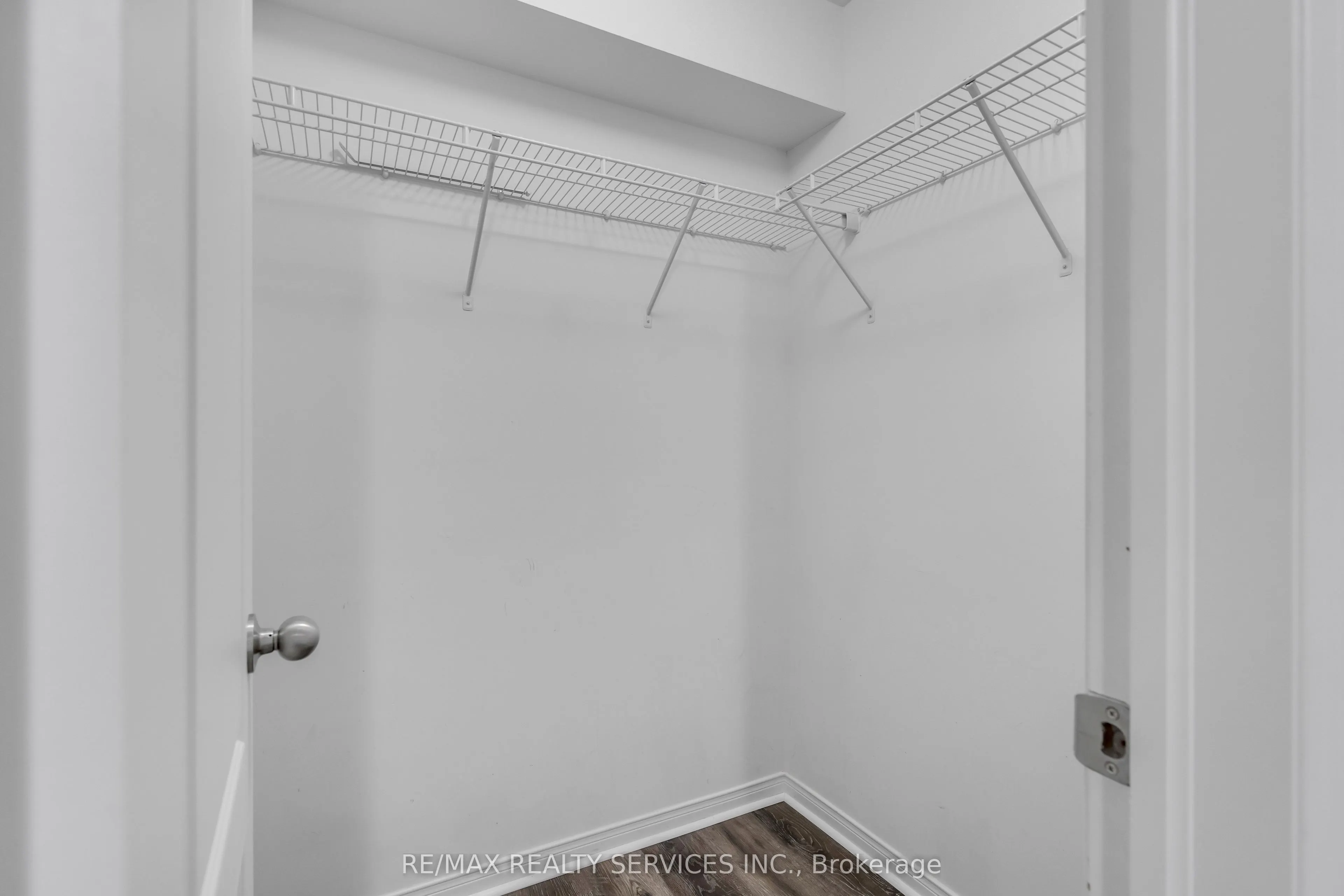 43 Hays Boulevard, #3