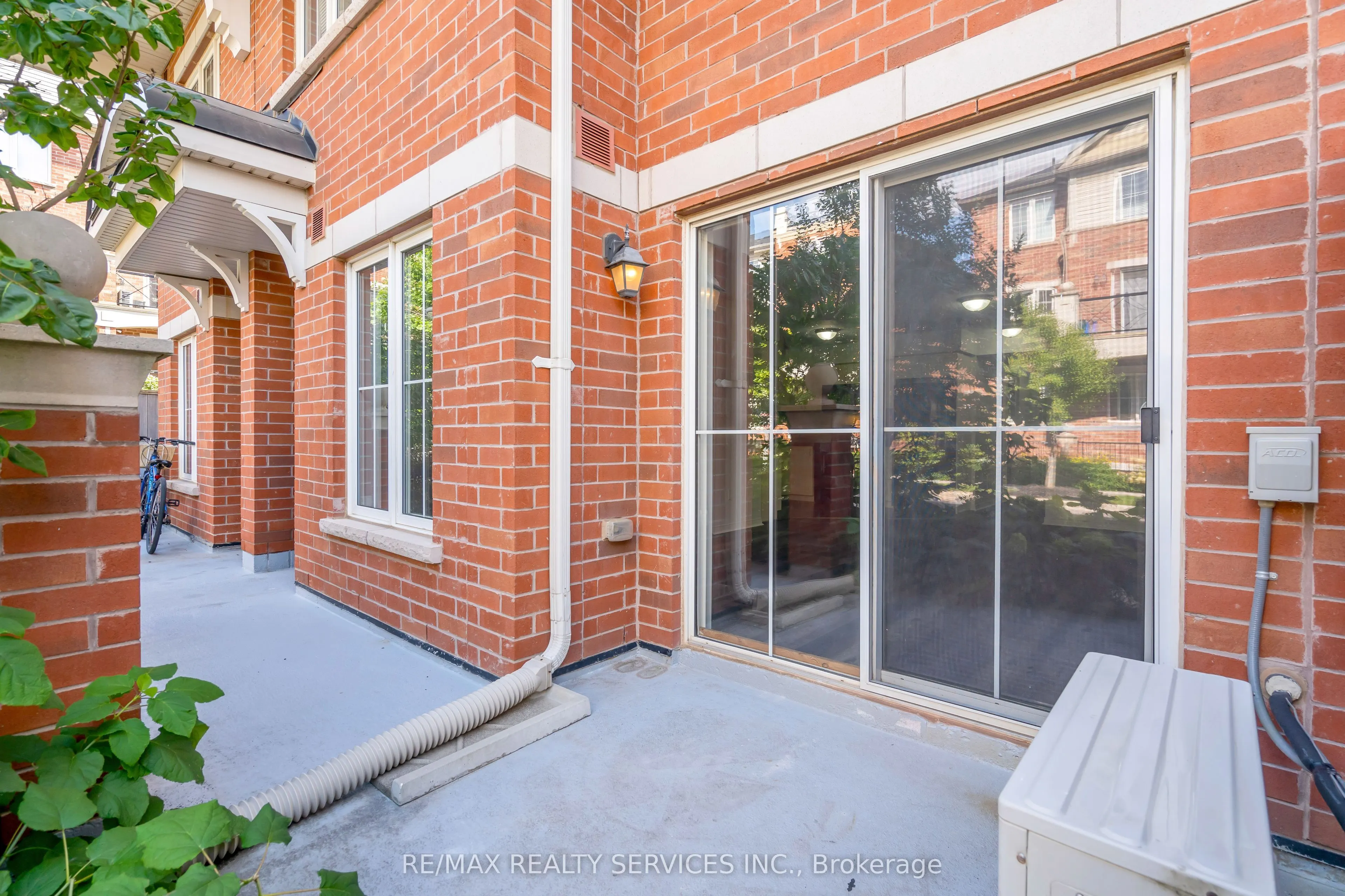 43 Hays Boulevard, #3