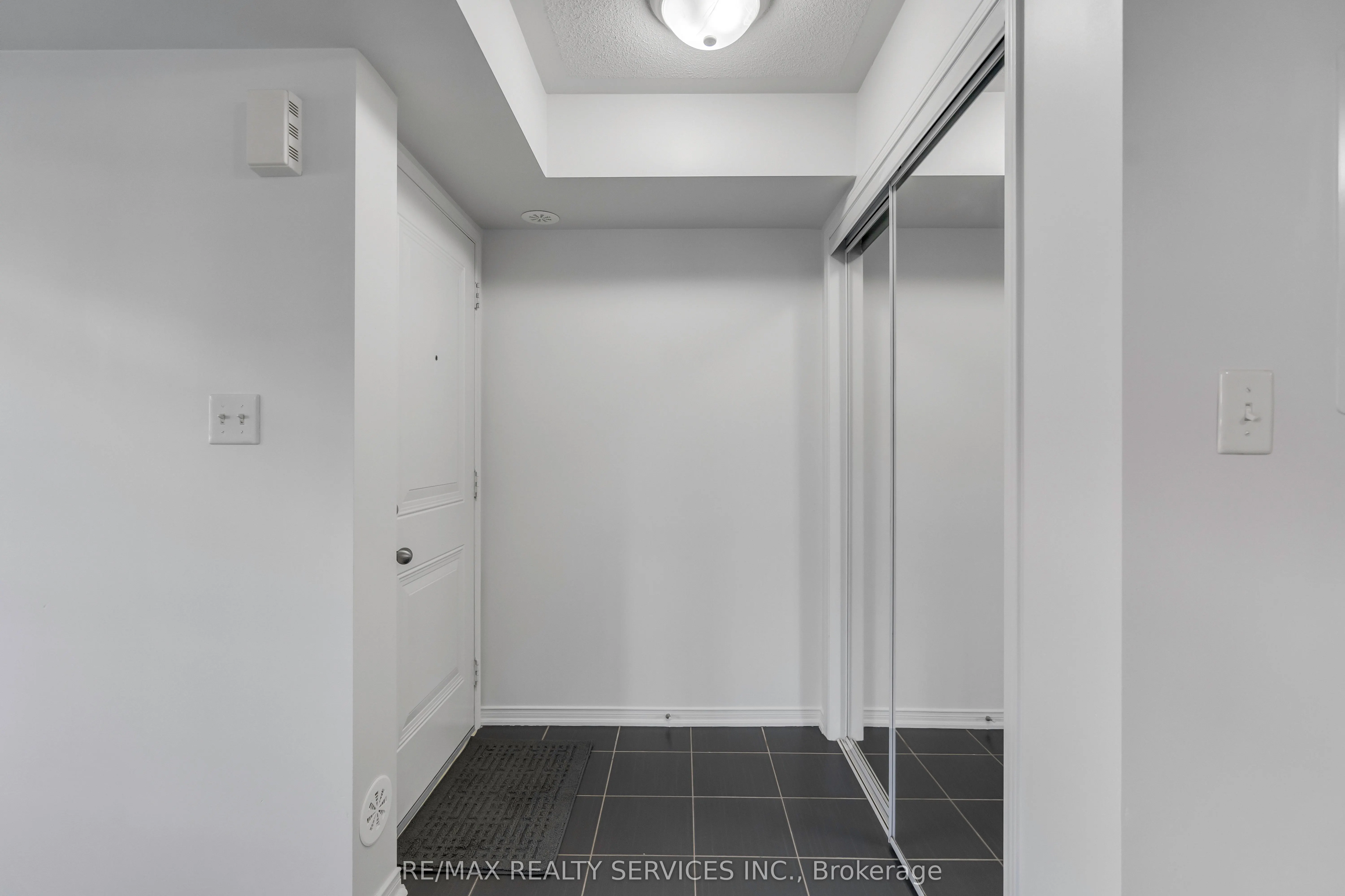 43 Hays Boulevard, #3