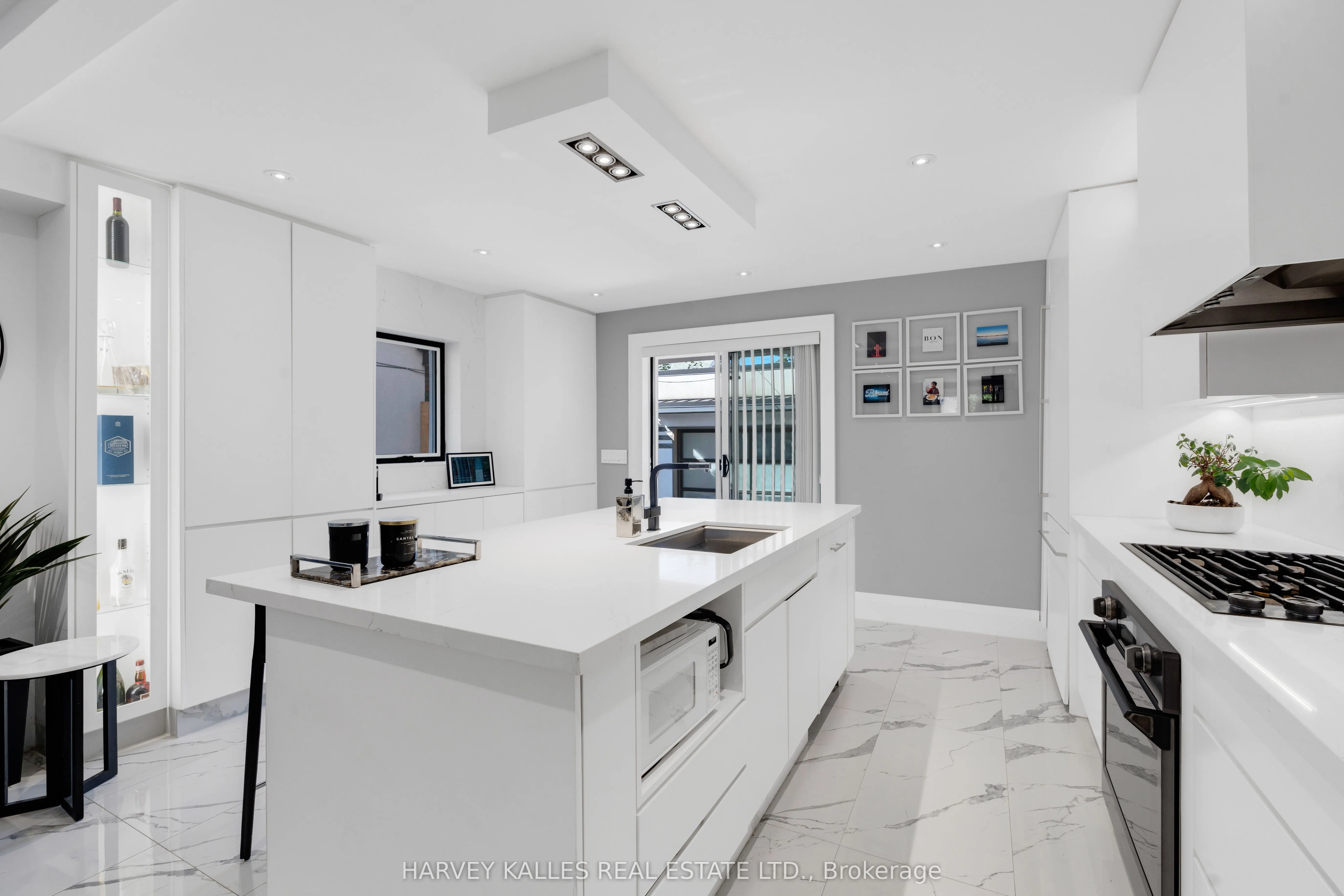 58 Carrick Avenue, #Upper
