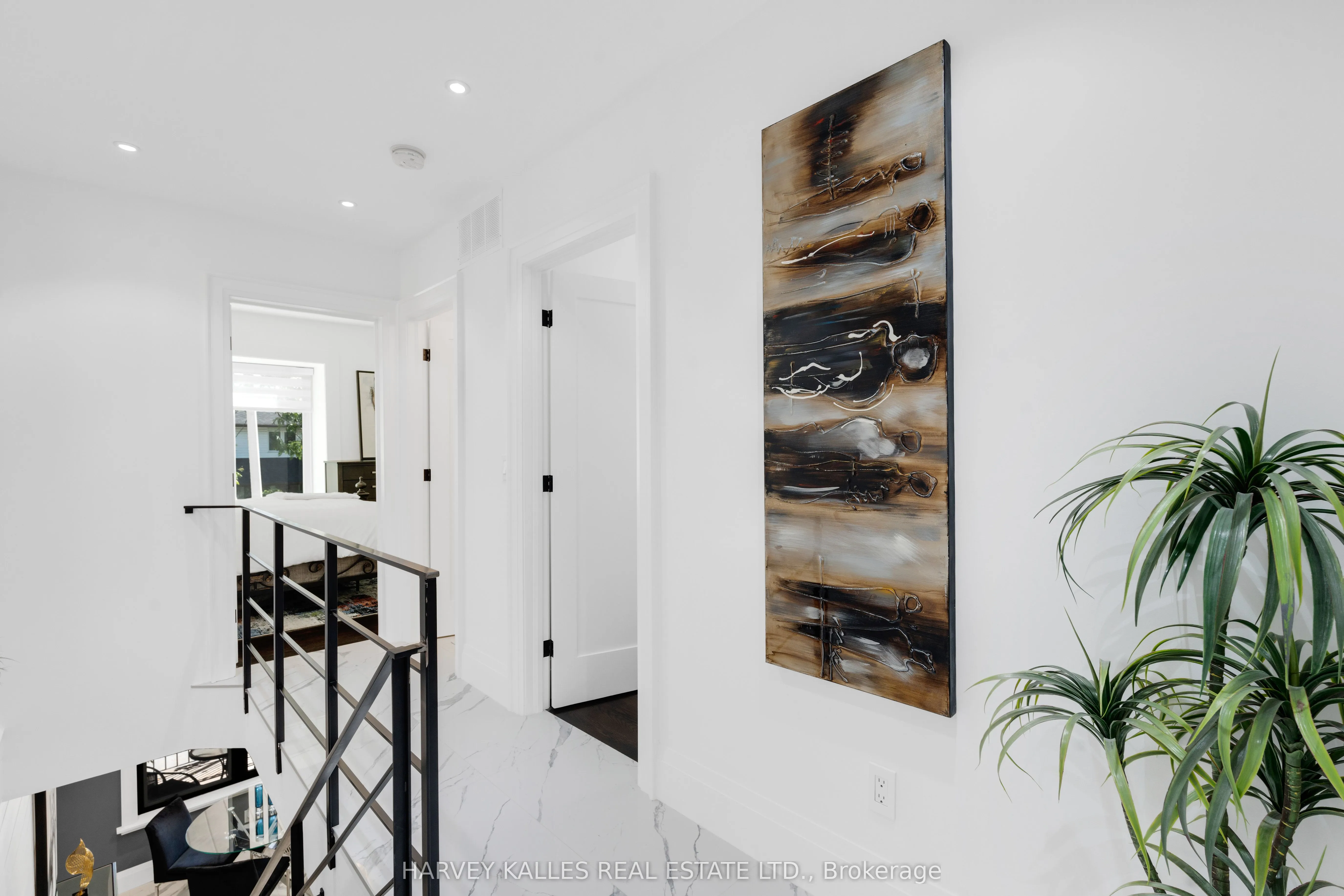 58 Carrick Avenue, #Upper