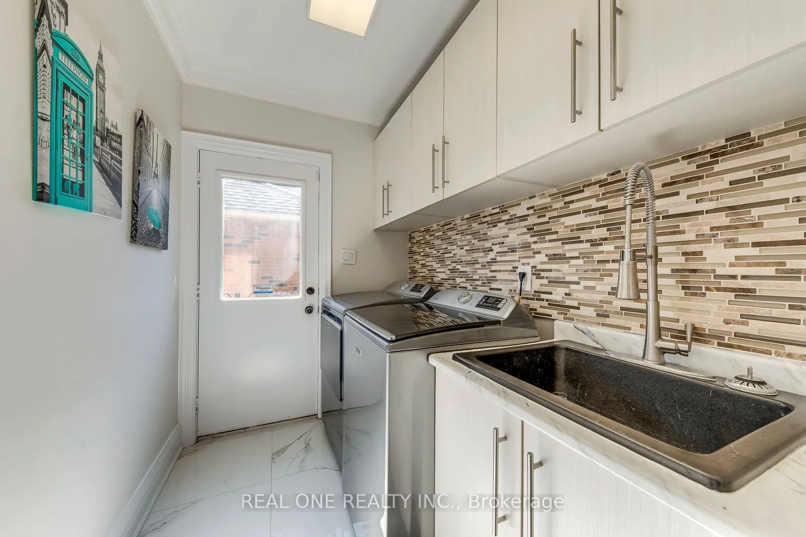 1340 Greeneagle Drive