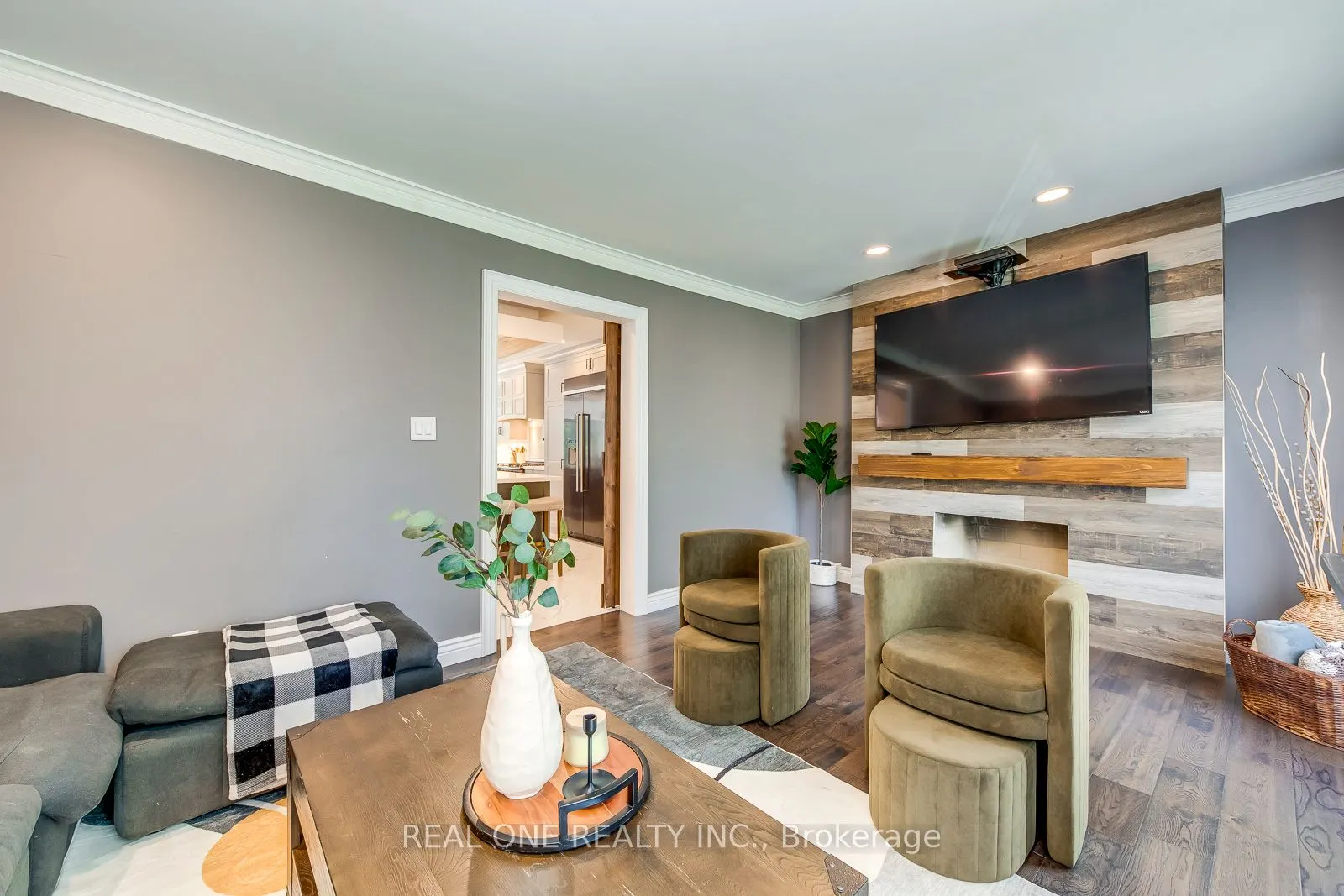 1340 Greeneagle Drive