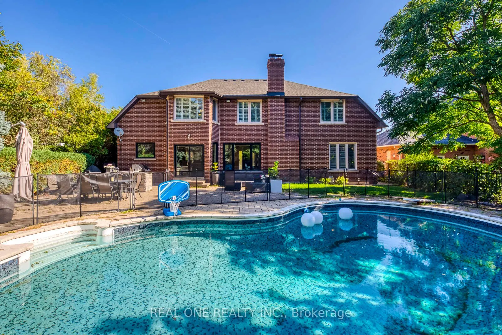 1340 Greeneagle Drive
