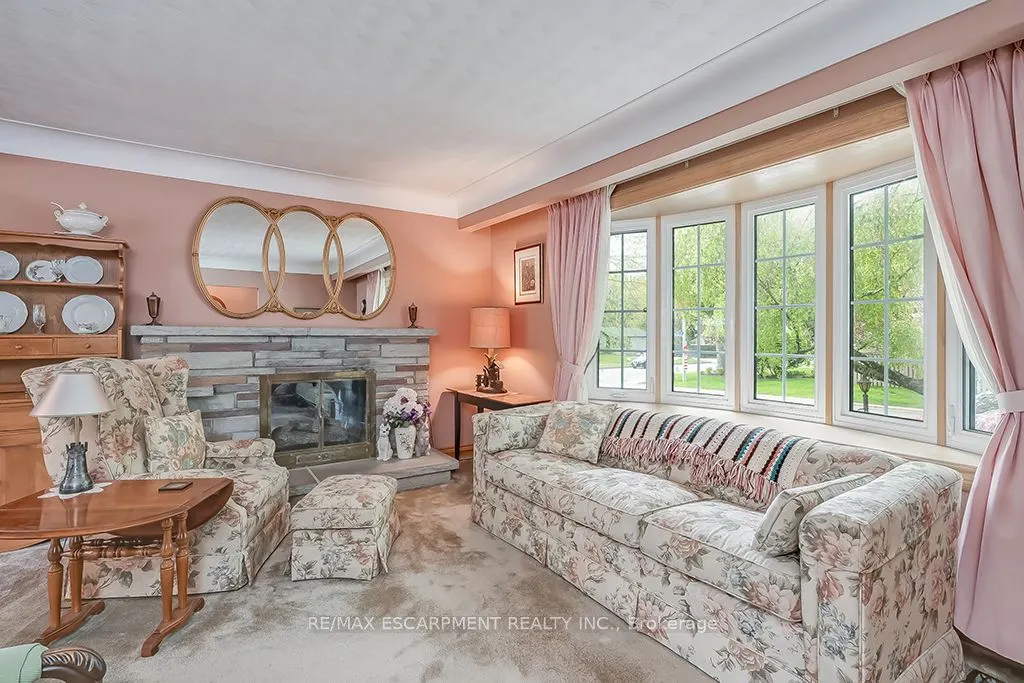 327 Strathcona Drive