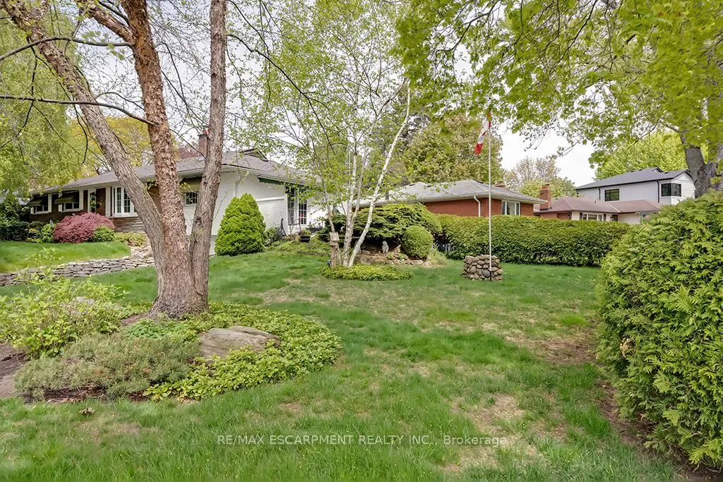 327 Strathcona Drive