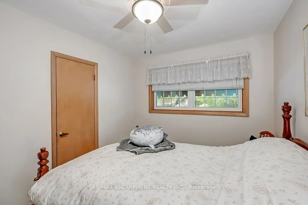 327 Strathcona Drive